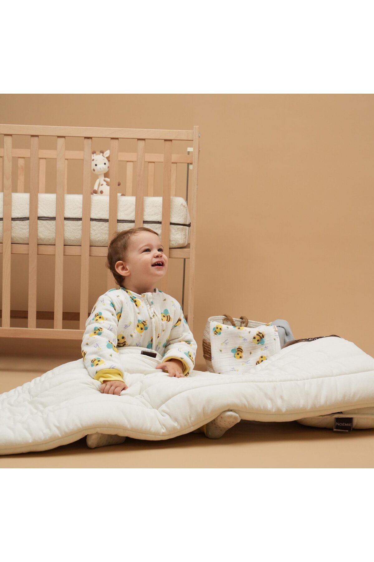 SİLKWORM LİFE %100 İpek Saten Dış, Organik Yün Dolgulu Bebek Yorganı – 150x100 cm