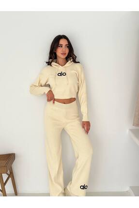 HÜMEYRA STYLE KAPÜŞONLU TRİKO CROP TAKIM