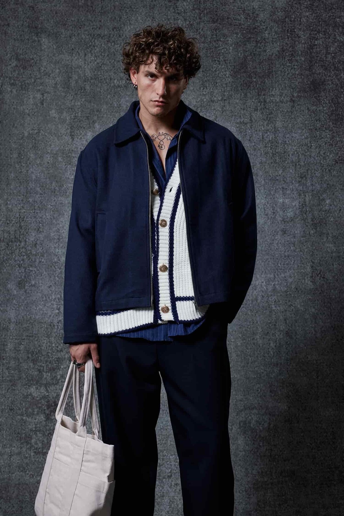 بلوک آنلاین کاپشن مردانه زیپ‌دار نازک سایز بزرگ سرمه‌ای