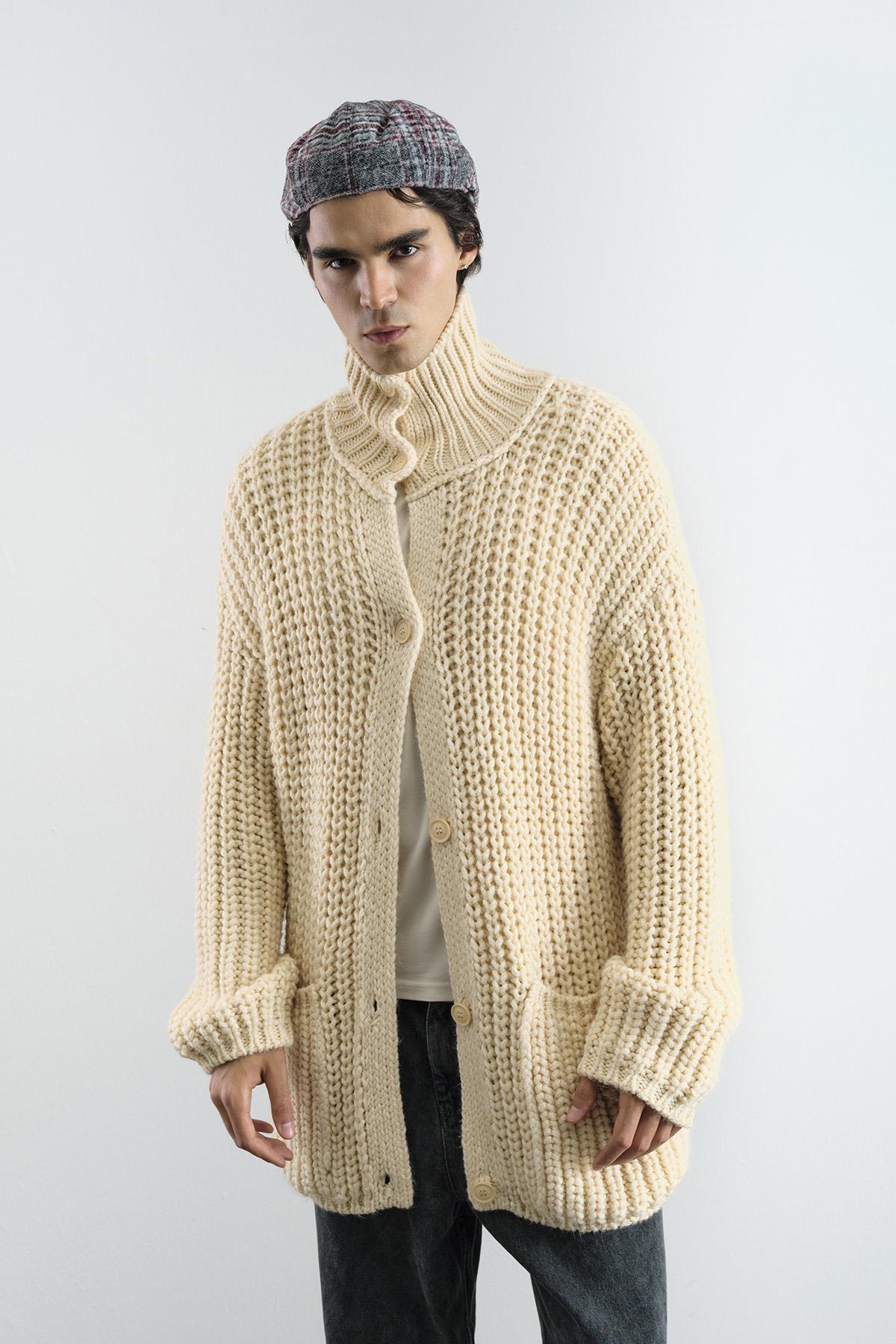 KALIN ÖRGÜLÜ OVERSIZE EKRU HIRKA — رنگارنگ GST20263006 — تصویر 5 از 5