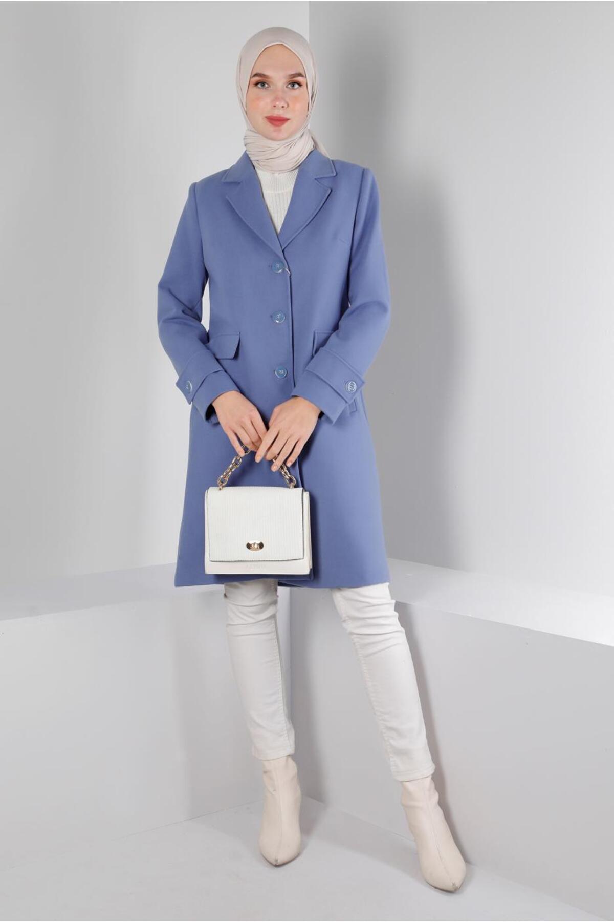 آلوینا کت دکمهدار دو ردیفه ۹۰۳۵۵ آلوینا کت دکمهدار دو ردیفه ۹۰۳۵۵