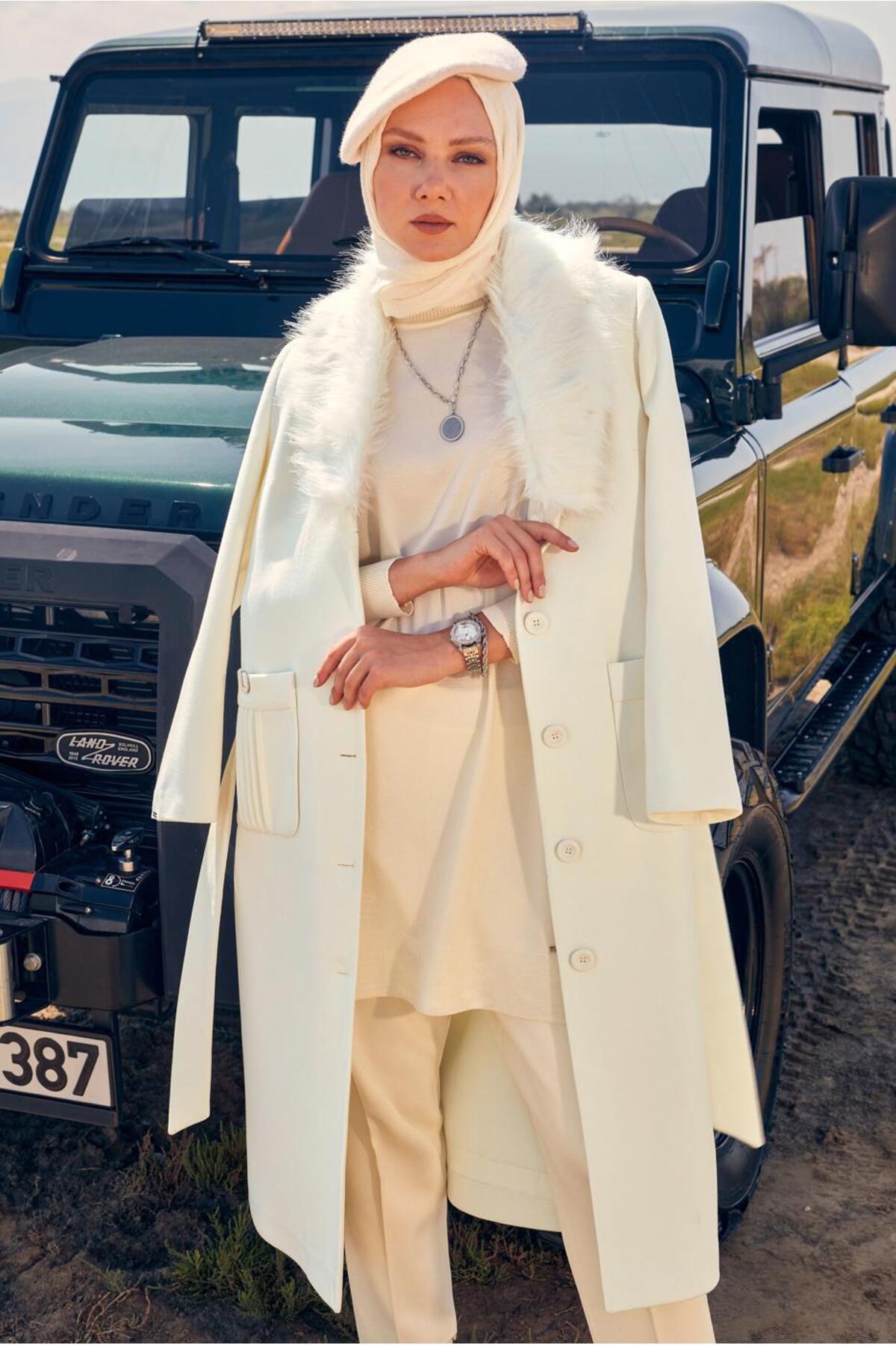 آلوینا کت خزدار طرحدار ۹۰۴۰۵ آلوینا کت خزدار طرحدار ۹۰۴۰۵