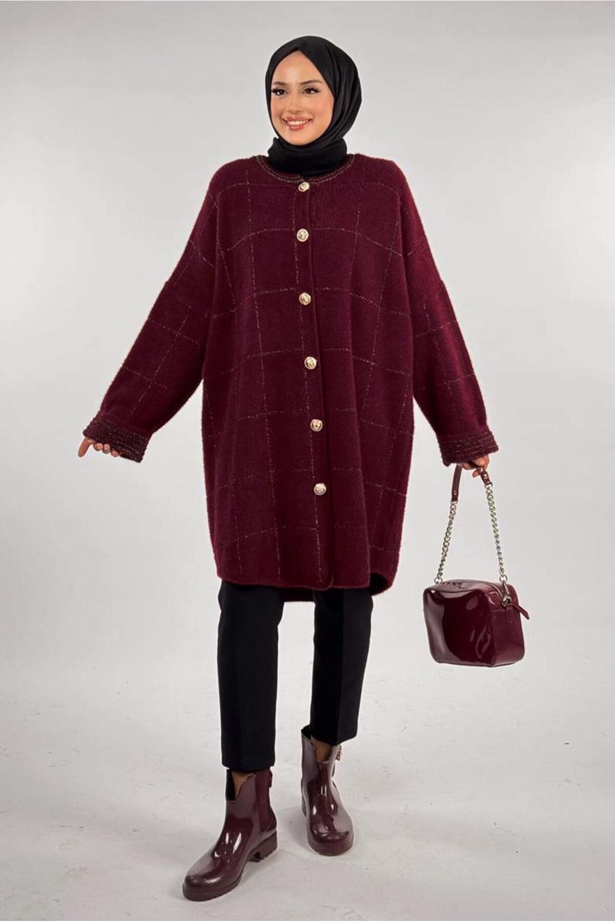 TRENDTESETTÜR KADIN BORDO KARE DESENLİ HIRKA T 92381