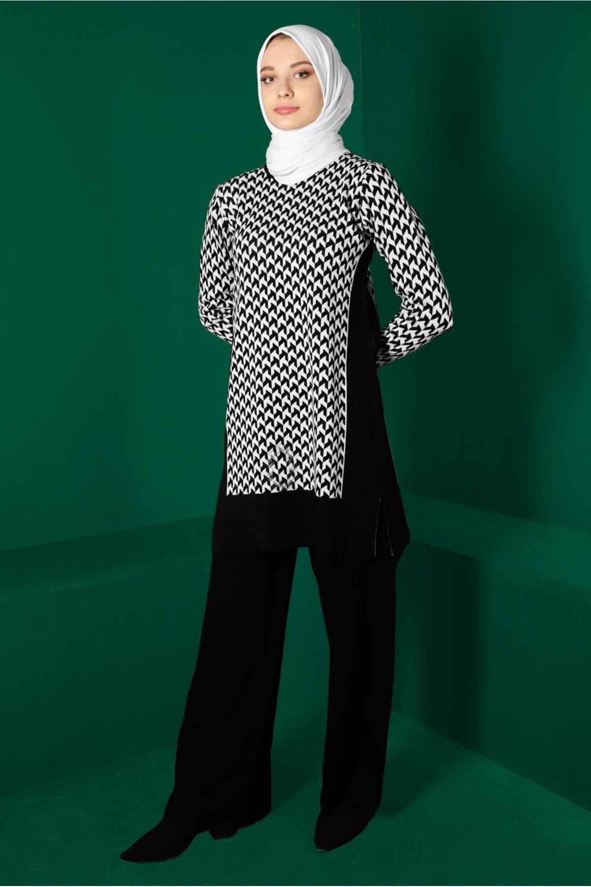 آلوینا تونیک بافتنی طرحدار ۴۳۱۷۴ آلوینا تونیک بافتنی طرحدار ۴۳۱۷۴