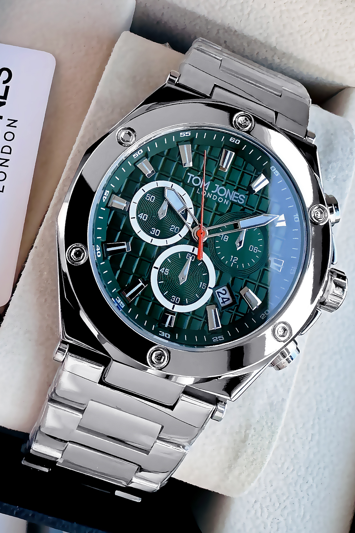 ساعت مچی مردانه مدل Agr38، بند فولادی، رنگ نقره‌ای-سبز، ضدآب ۳ اتمسفر