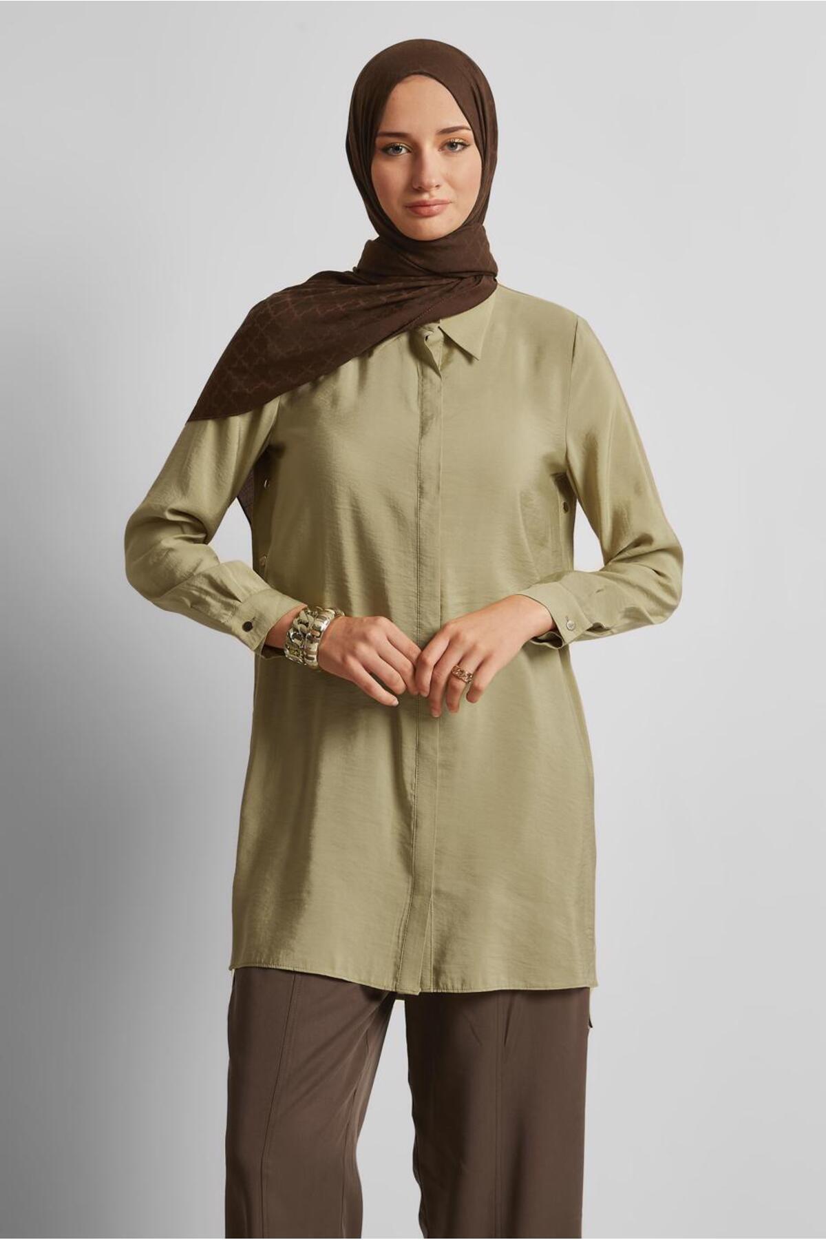 آلوینا تونیک طرحدار اسنپ ۴۵۶۷۴ آلوینا تونیک طرحدار اسنپ ۴۵۶۷۴