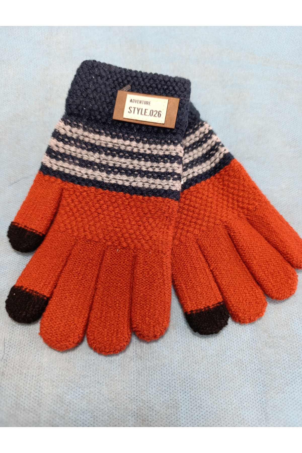 Kitti ÖRME YÜN ELDİVEN 9-12 YAŞ fotoğrafı 2 (önizleme)