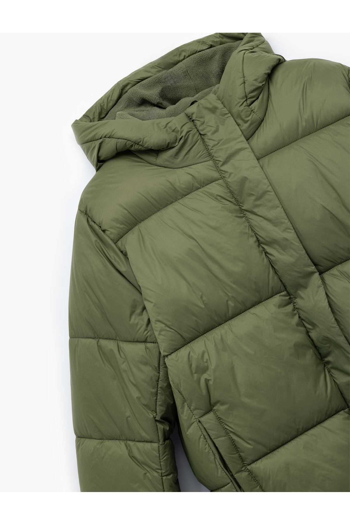 کاپشن پفی کلاه‌دار، آستین بلند، جیب‌دار و زیپ‌دار کوتون