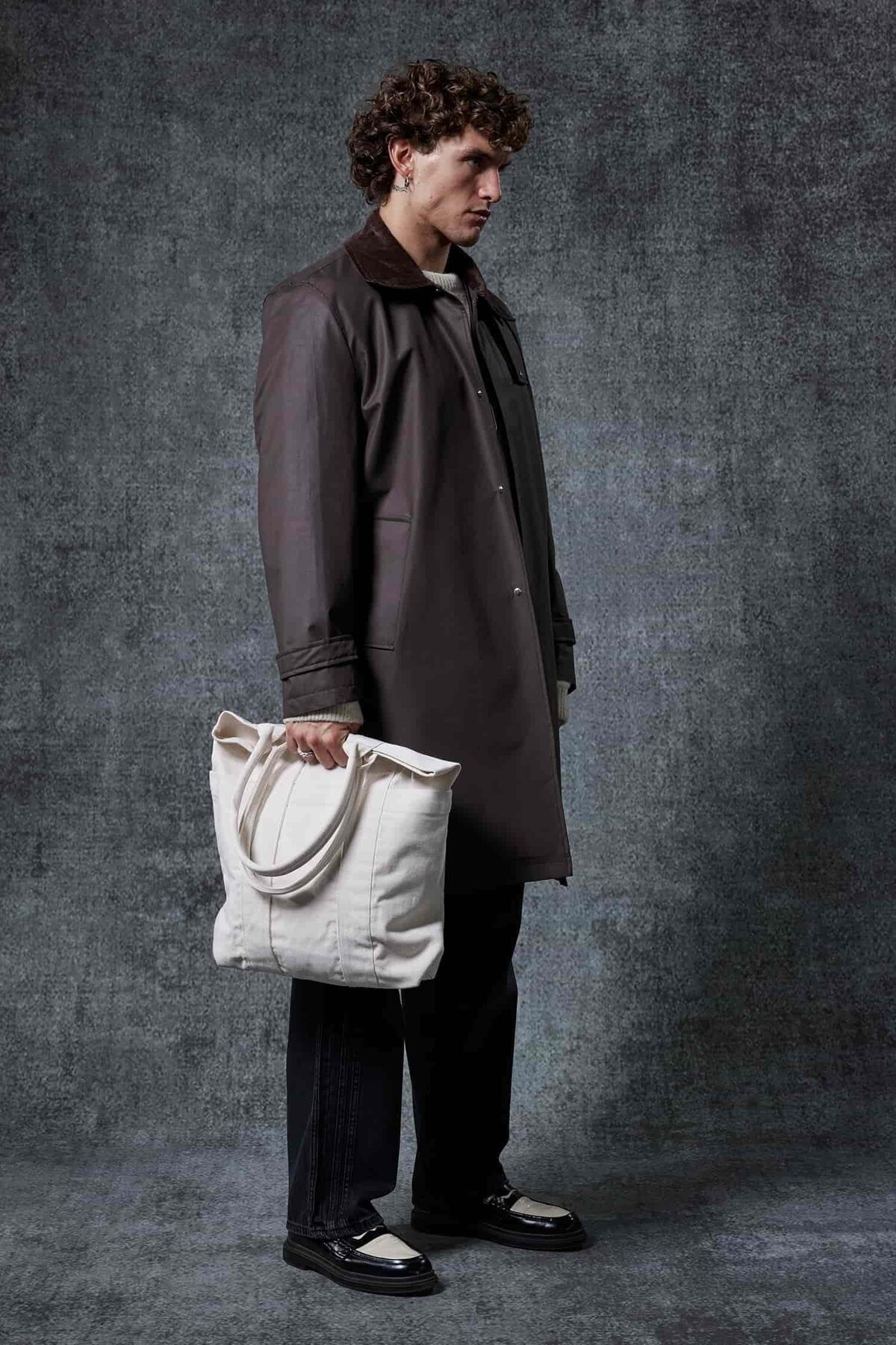 ablukaonline  Erkek Relax Fit Kadife Yaka Detaylı Uzun Trençkot Haki Yeşil - Görsel 6