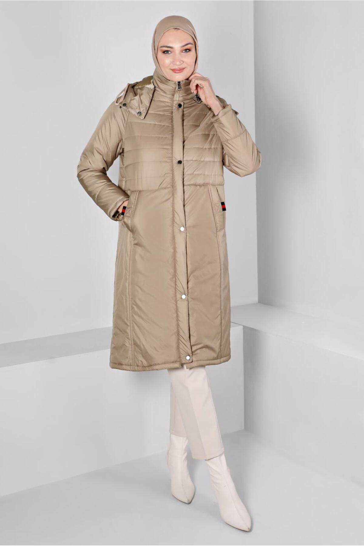 آلوینا کاپشن پفی زیپدار کلاهدار ۹۰۳۱۹ آلوینا کاپشن پفی زیپدار کلاهدار ۹۰۳۱۹