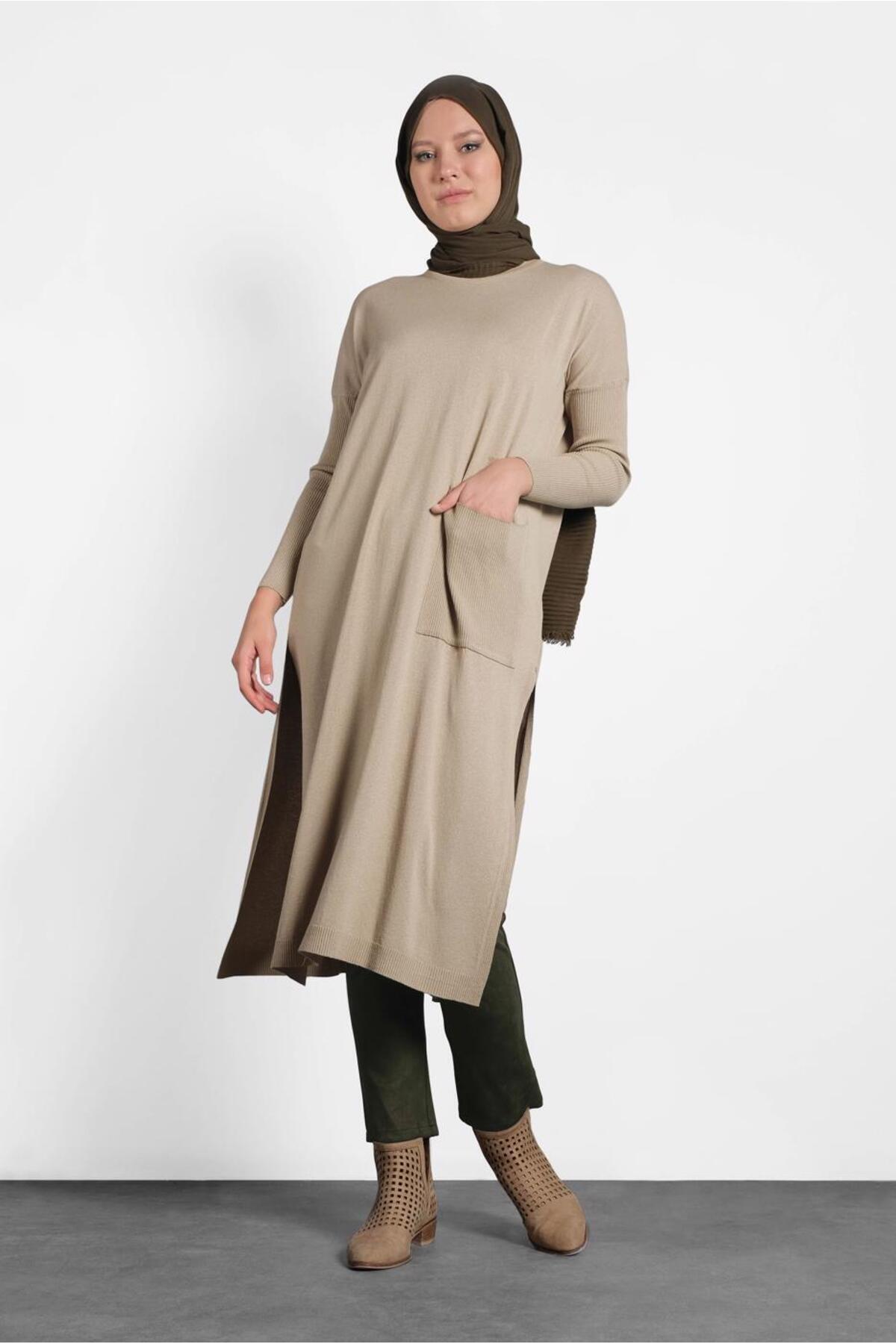 آلوینا تونیک بافتنی با چاک کناری ۴۱۳۴ آلوینا تونیک بافتنی با چاک کناری ۴۱۳۴