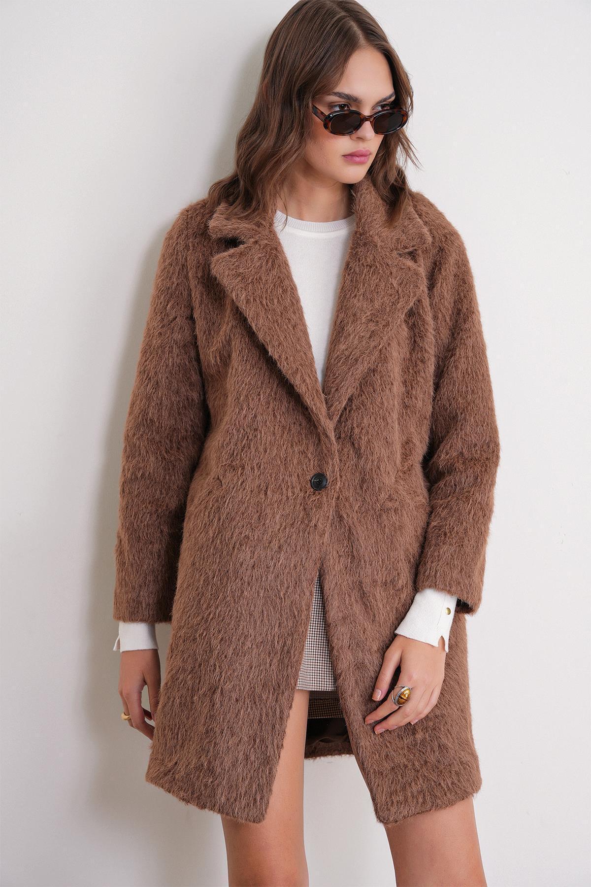 Mixray  4746 Kadın Uzun Tüylü Manto Süt Kahve - Görsel 4