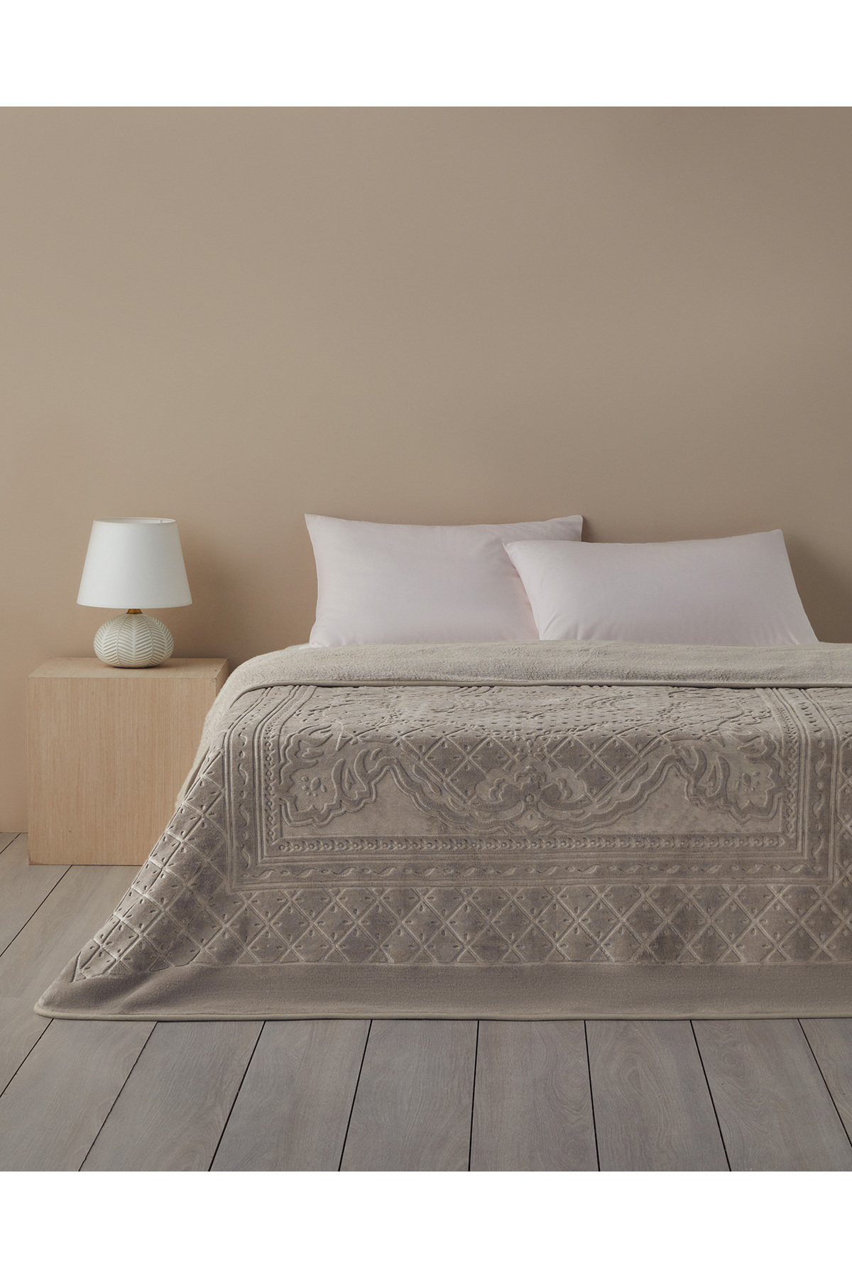 English Home Timeless Emboss Pelüş Çift Kişilik Battaniye Bej