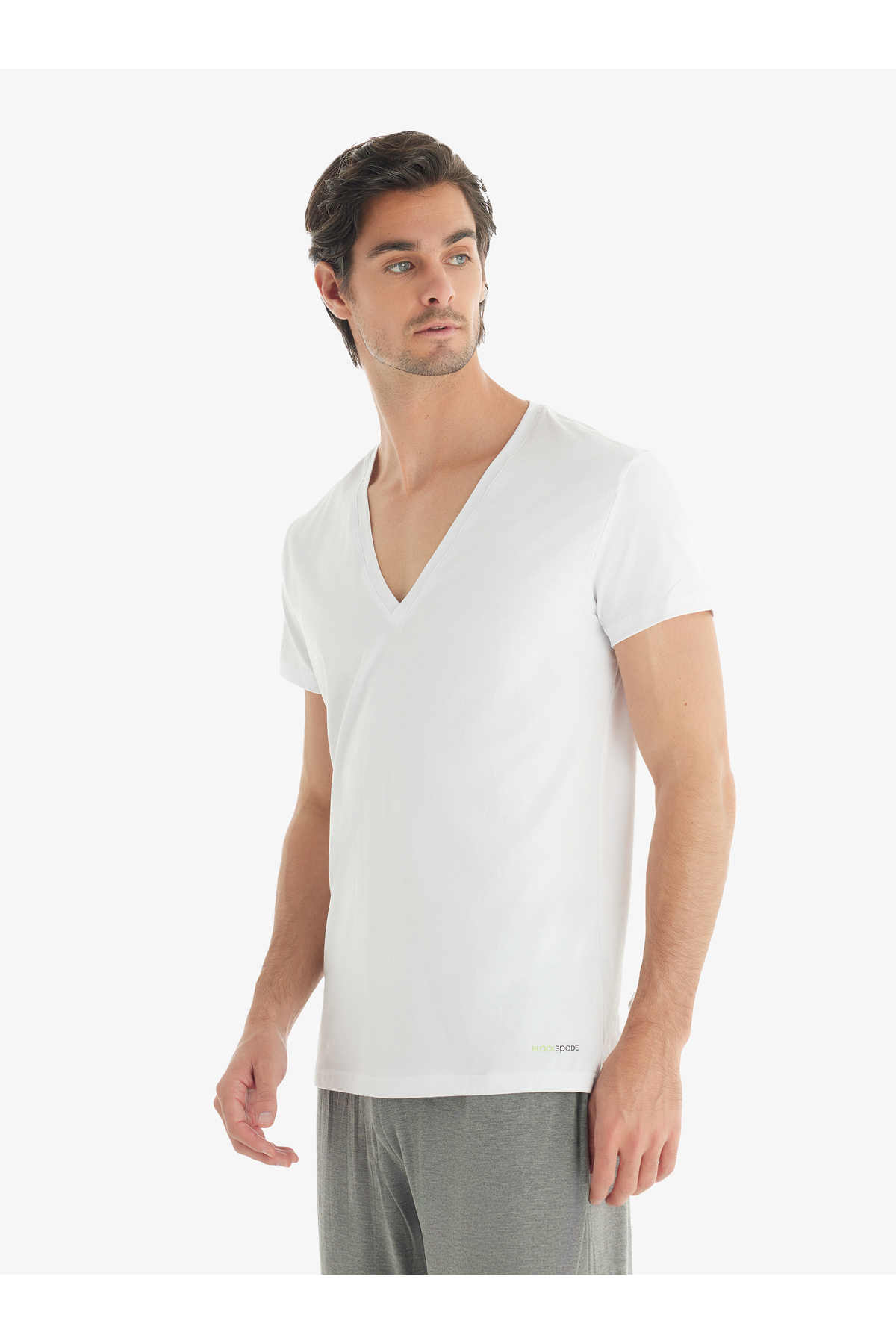 Blackspade Deep V-Neck T-Shirt (6.01.2024) - Fiyatı, Yorumları