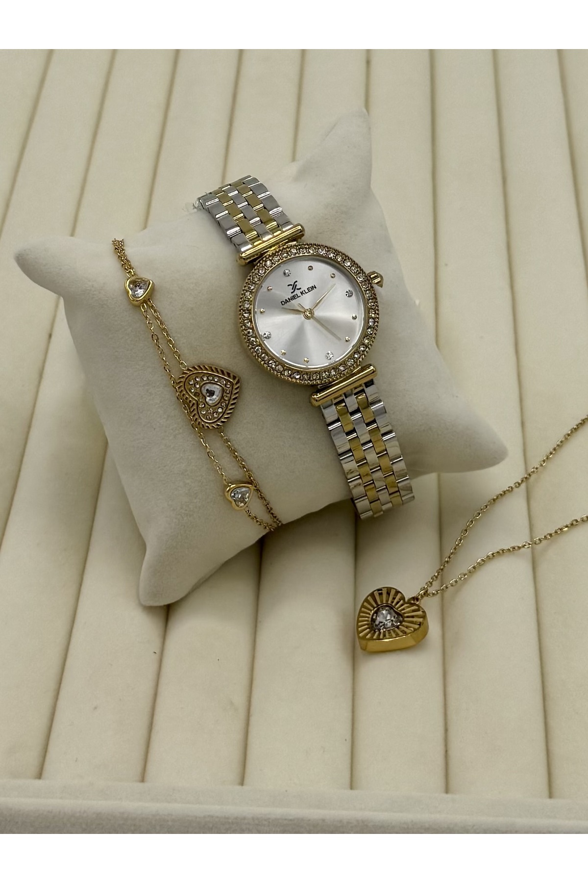 Daniel Klein Kalp Desenli Orijinal Çelik Kordon Kadın Kol Saati Garantili Çelik Kolye Ve Bileklik Seti dkbyn125