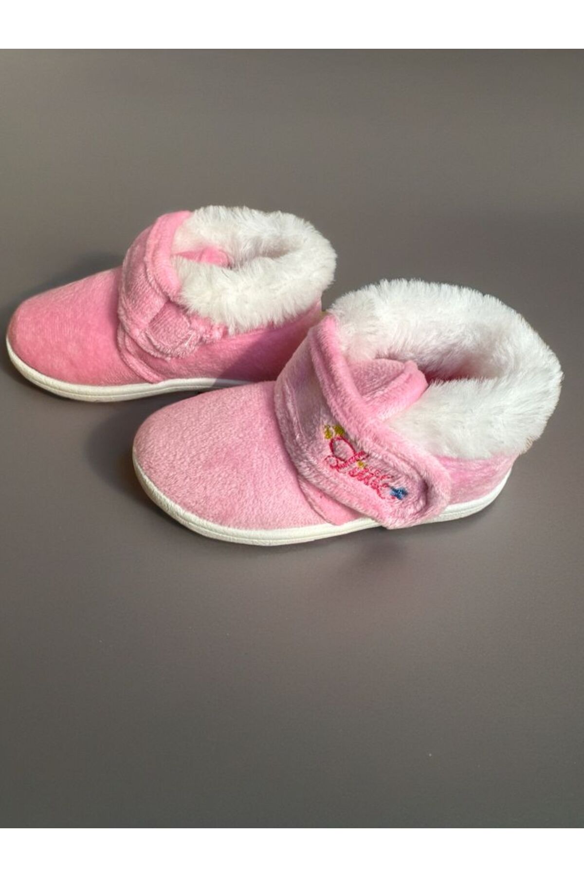 GEZER Pembe içi Kürklü Yumuşacık Kışlık Ev Pandufu görsel 6