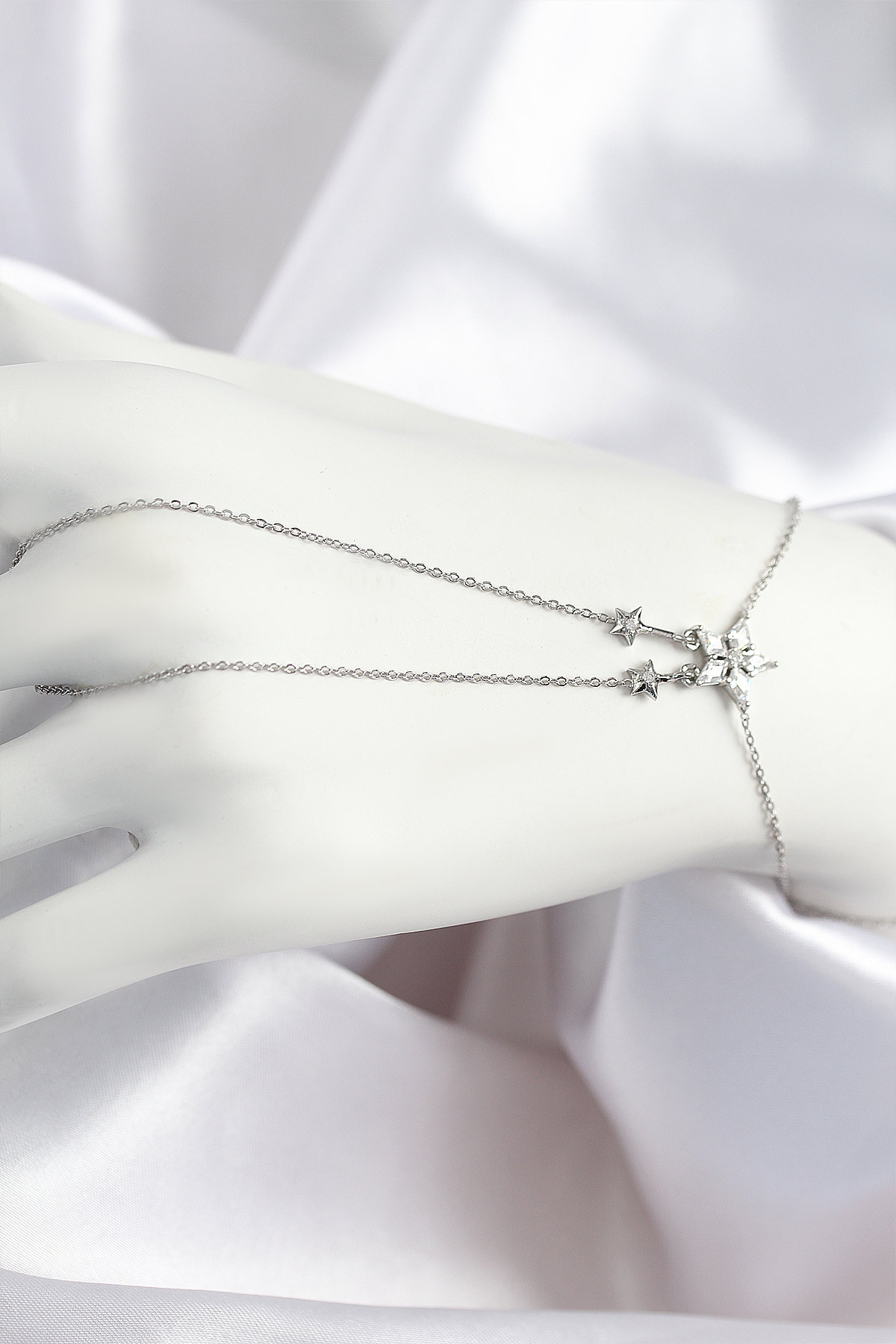 ascent store Pirinç Zirkon Taşlı Yıldız Model Gümüş Renk Şahmeran - TJ-SN711