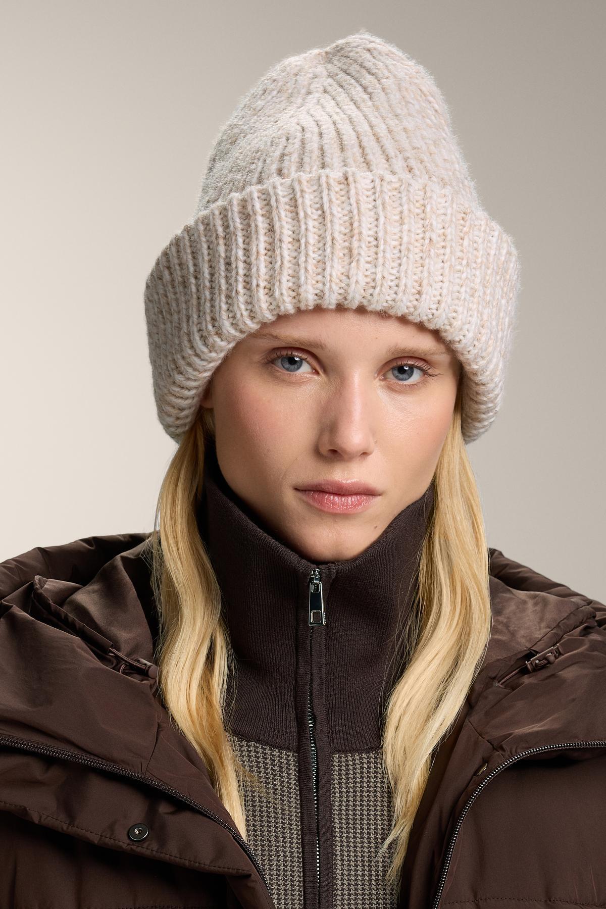 اویشو کلاه بافتنی جاسپیدو