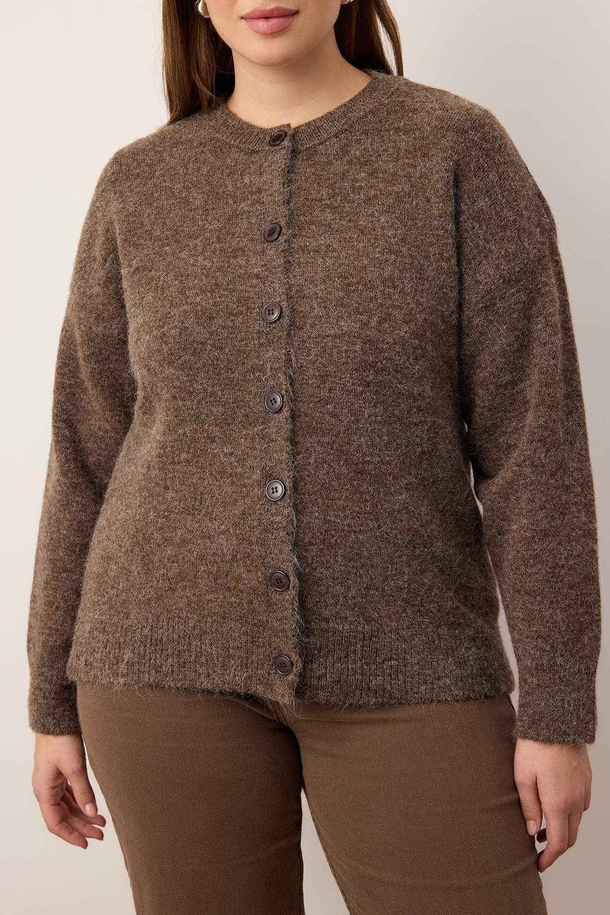 Trendyolmilla  Wardrobe Essentials Vizon Alpaka Yünü Karışımlı Basic Triko Hırka TBBAW26AV00037 - Görsel 3