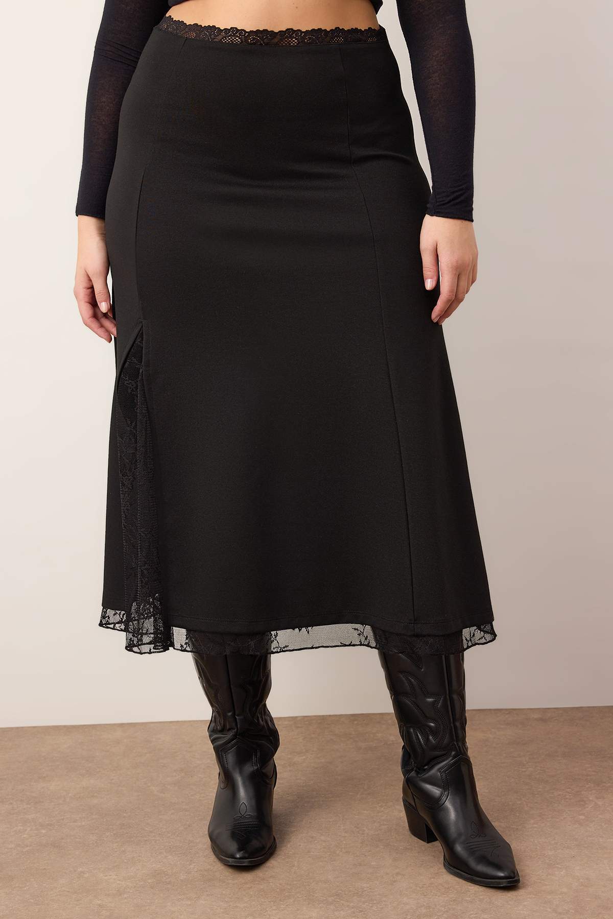 Trendyolmilla  Siyah Midi Örme Büyük Beden Etek TBBAW26AZ00028 - Görsel 3