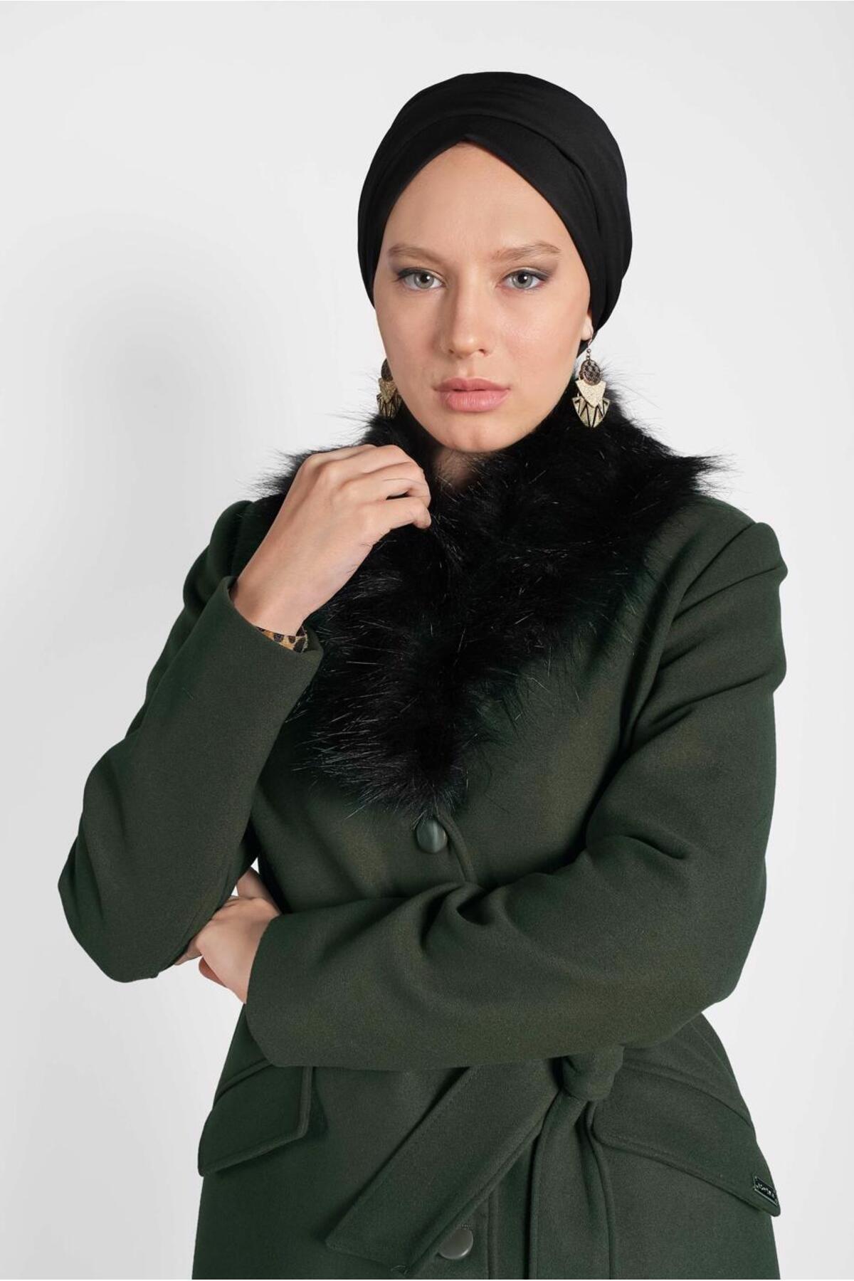 آلوینا کت دکمهدار خزدار ۹۰۰۳۲ آلوینا کت دکمهدار خزدار ۹۰۰۳۲