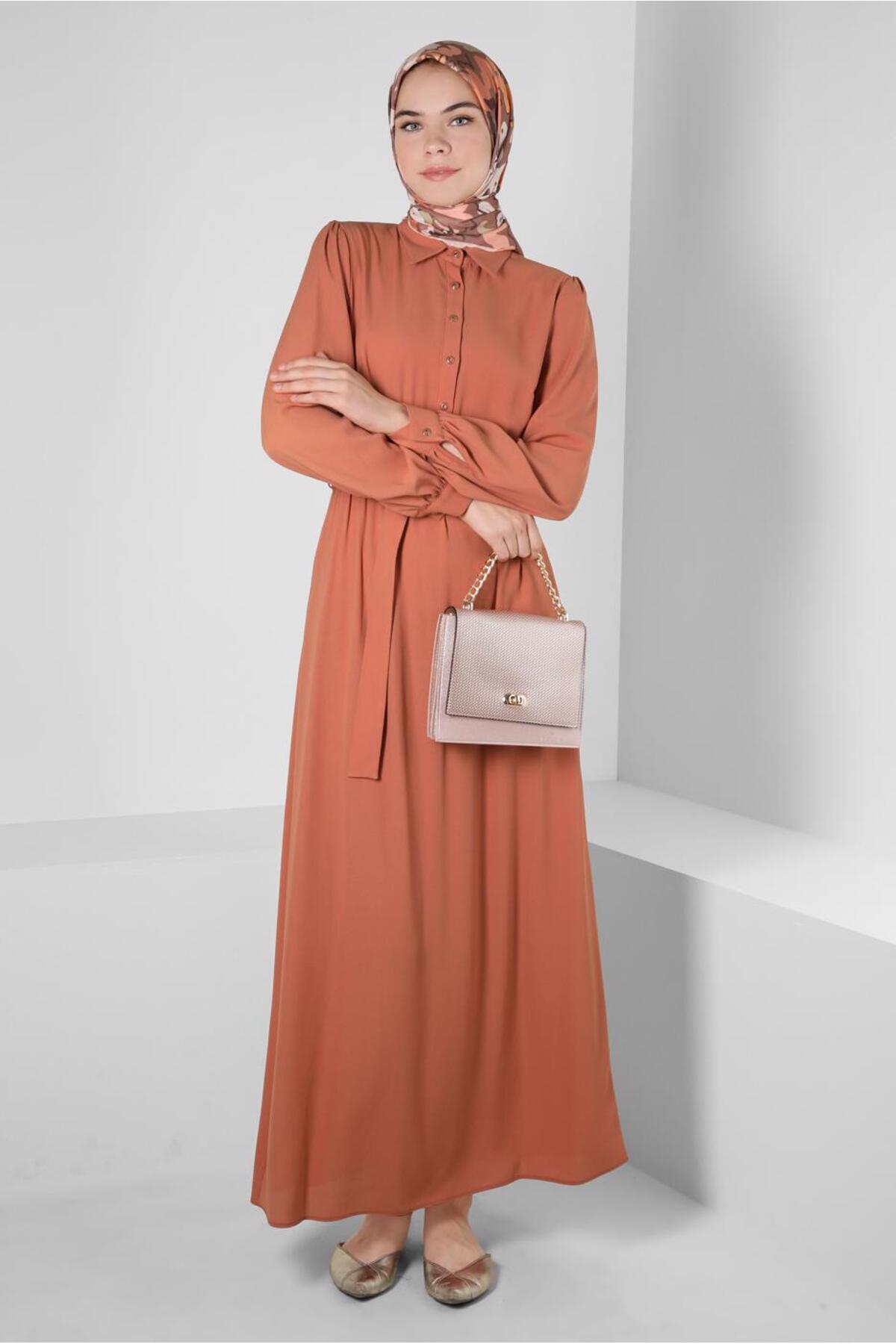 آلوینا لباس دکمهدار ۴۲۵۵۴ آلوینا لباس دکمهدار ۴۲۵۵۴