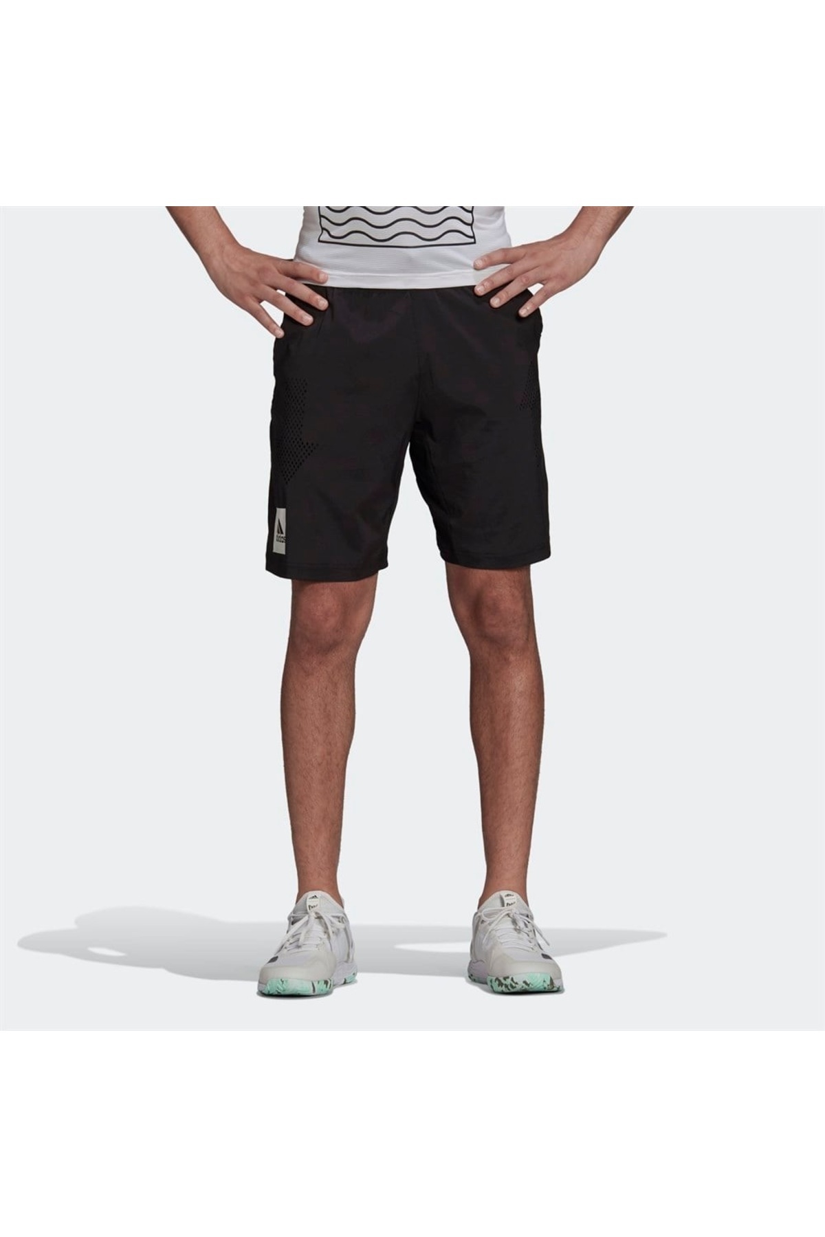 شورت و شلوارک آدیداس TYC902321B0252FB4C536F700