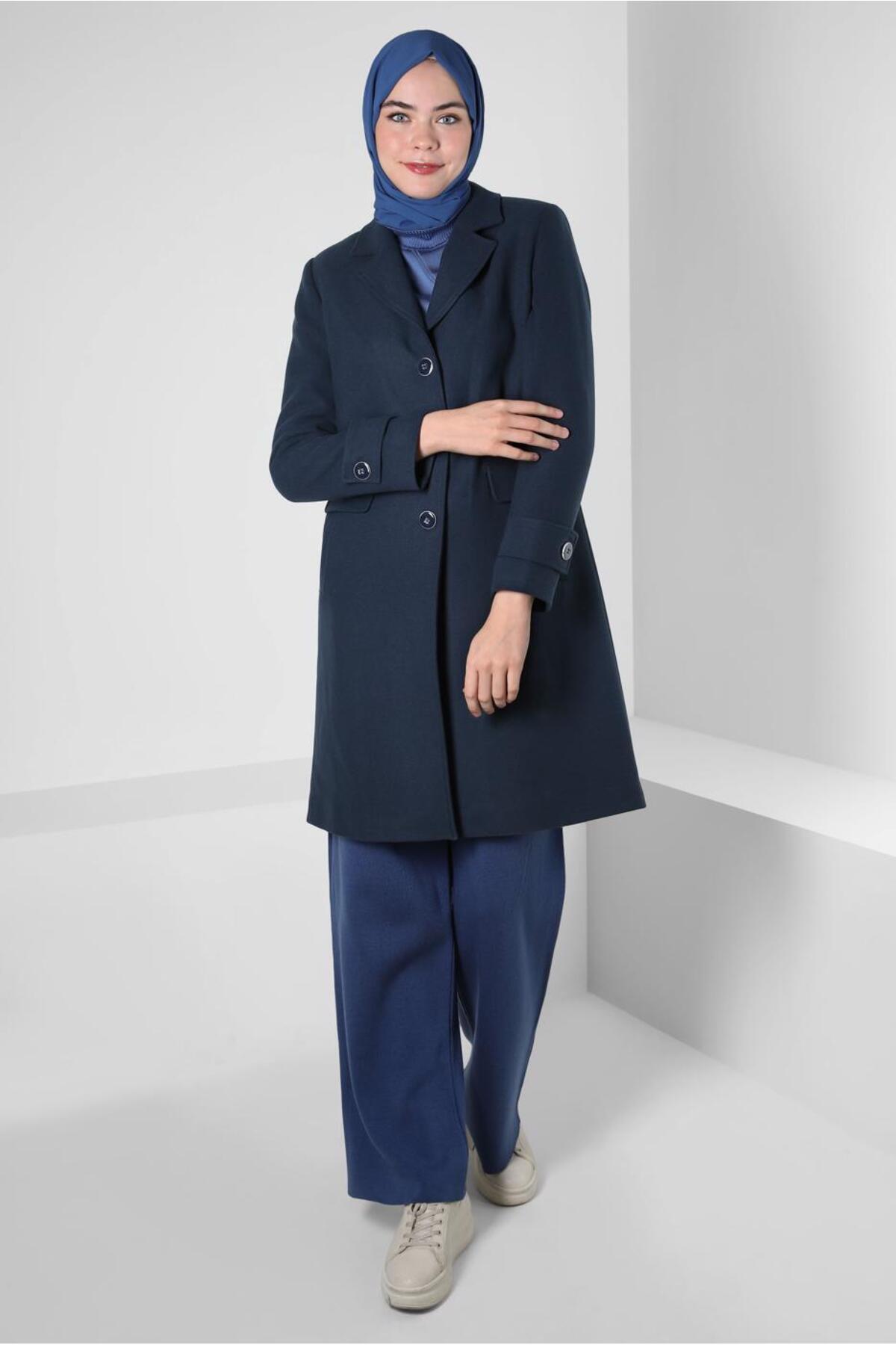 آلوینا کت یقه دو دکمه ۹۰۴۰۹ آلوینا کت یقه دو دکمه ۹۰۴۰۹