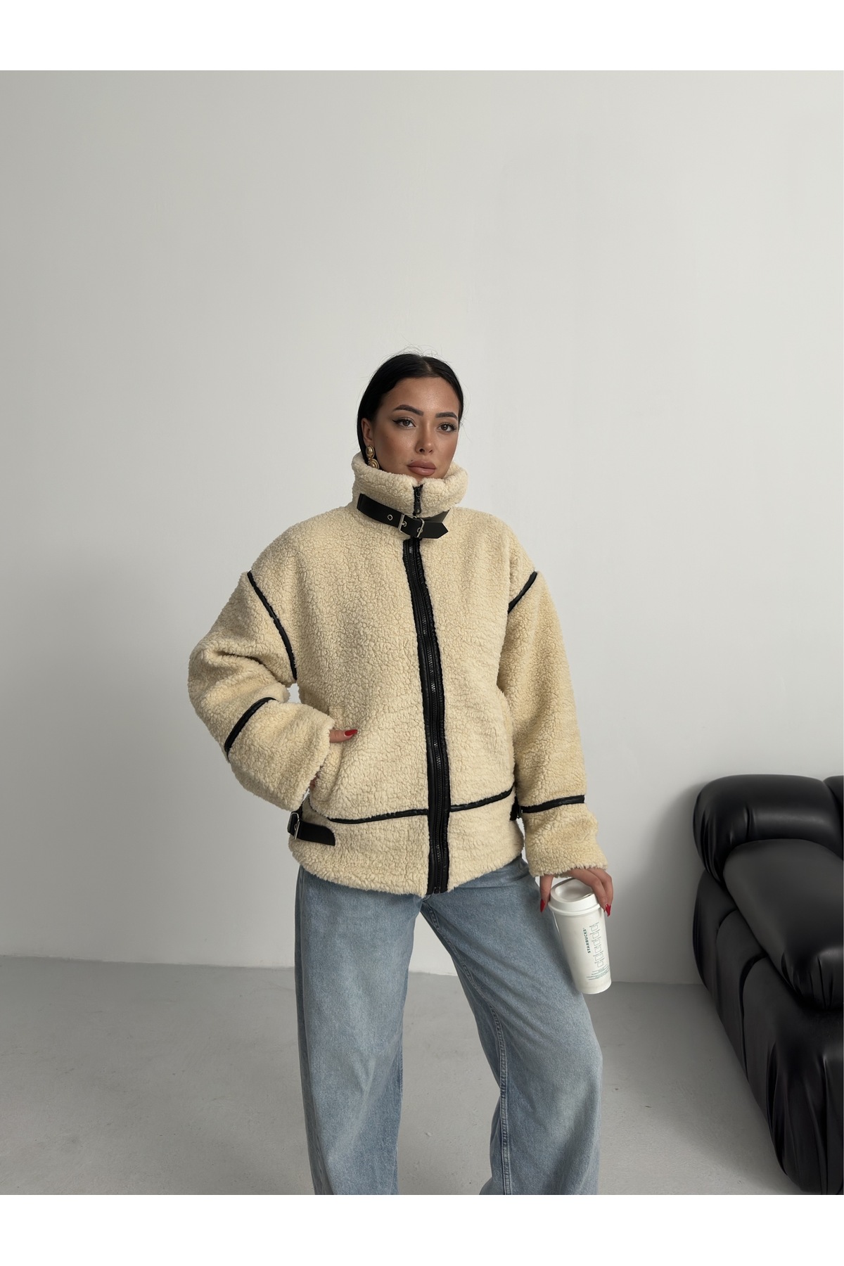 ALFUDO Moda Collection  SUNİ KÜRKLÜ ÜNLÜ MARKANIN MODELİNDE BİKER PELUŞ KREM MONT - Görsel 6