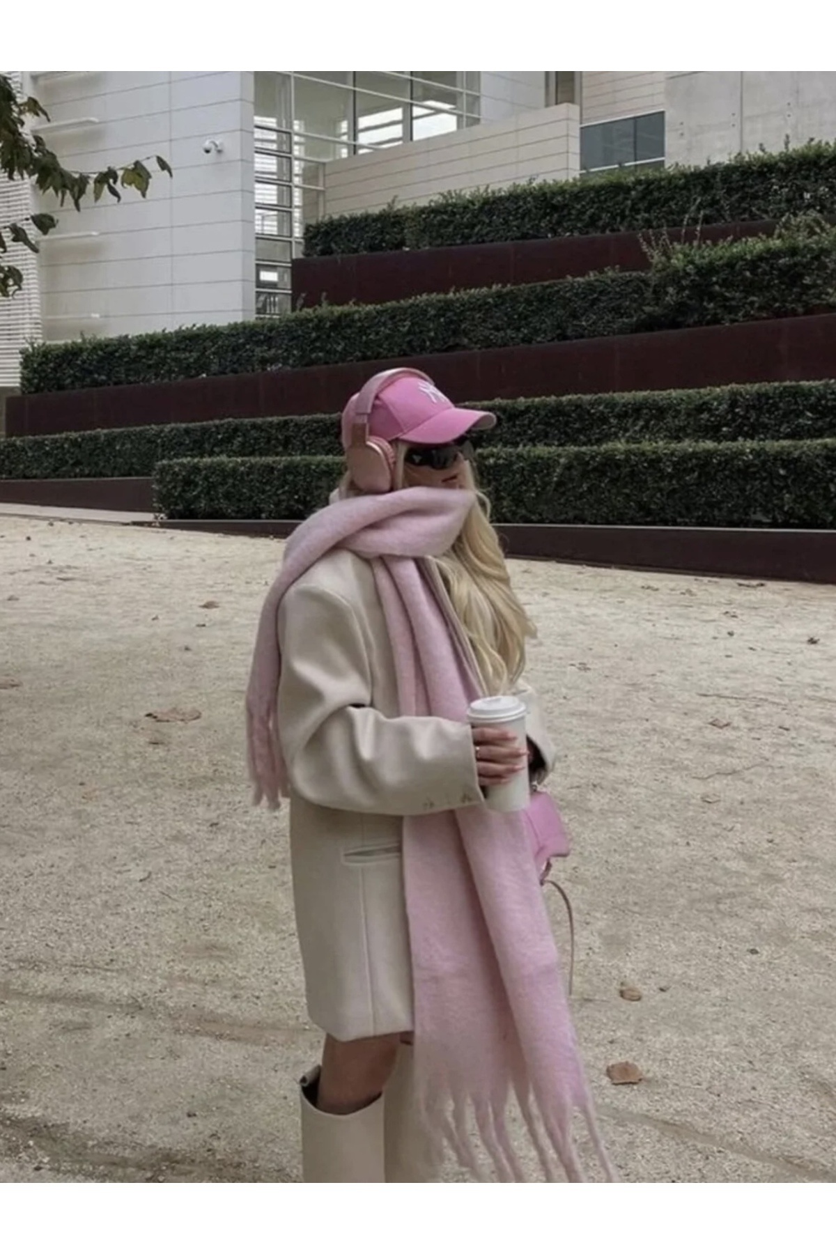 MEKİK BUTİK Pembe Puffy yumuşak dokulu atkı şal görsel 3