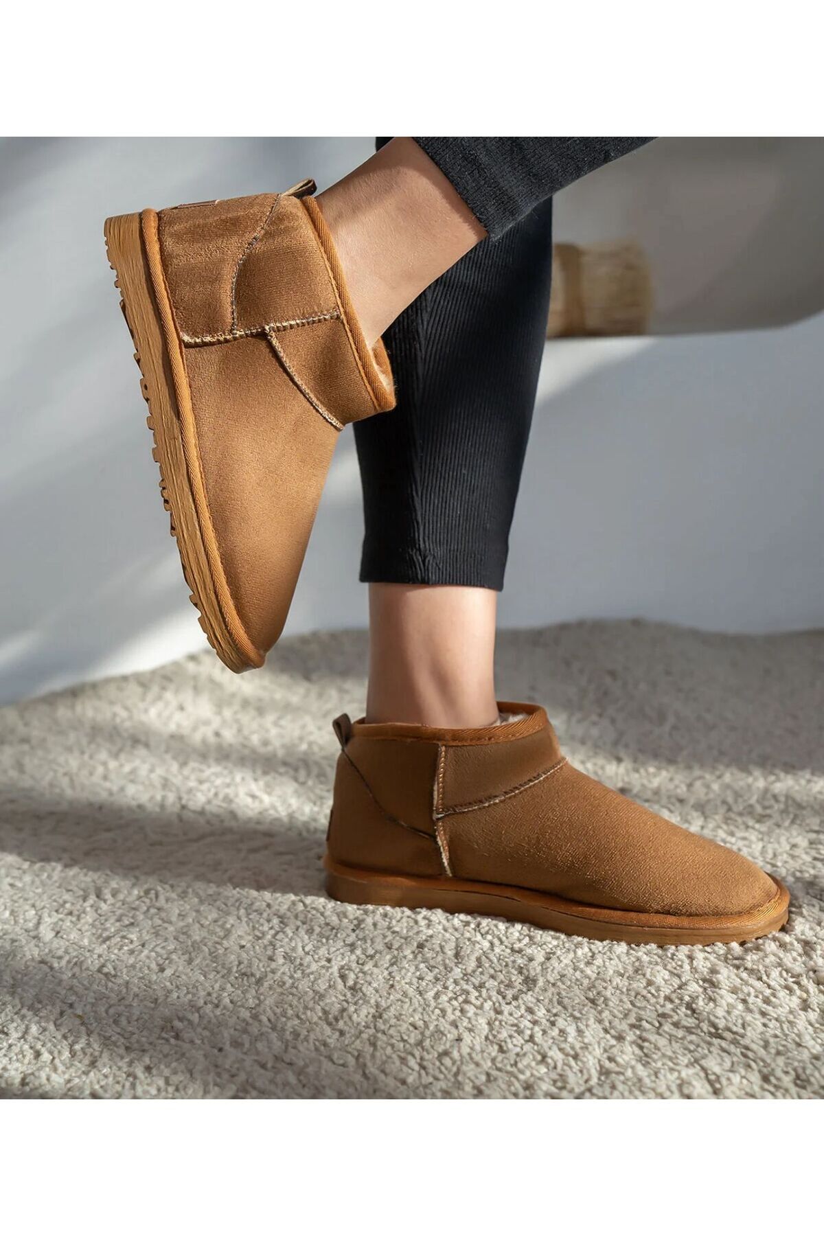 WOSSE KADIN İNCE TABAN NUBUK İÇİ KÜRKLÜ HAFİF TABAN ORTA BOY BOT