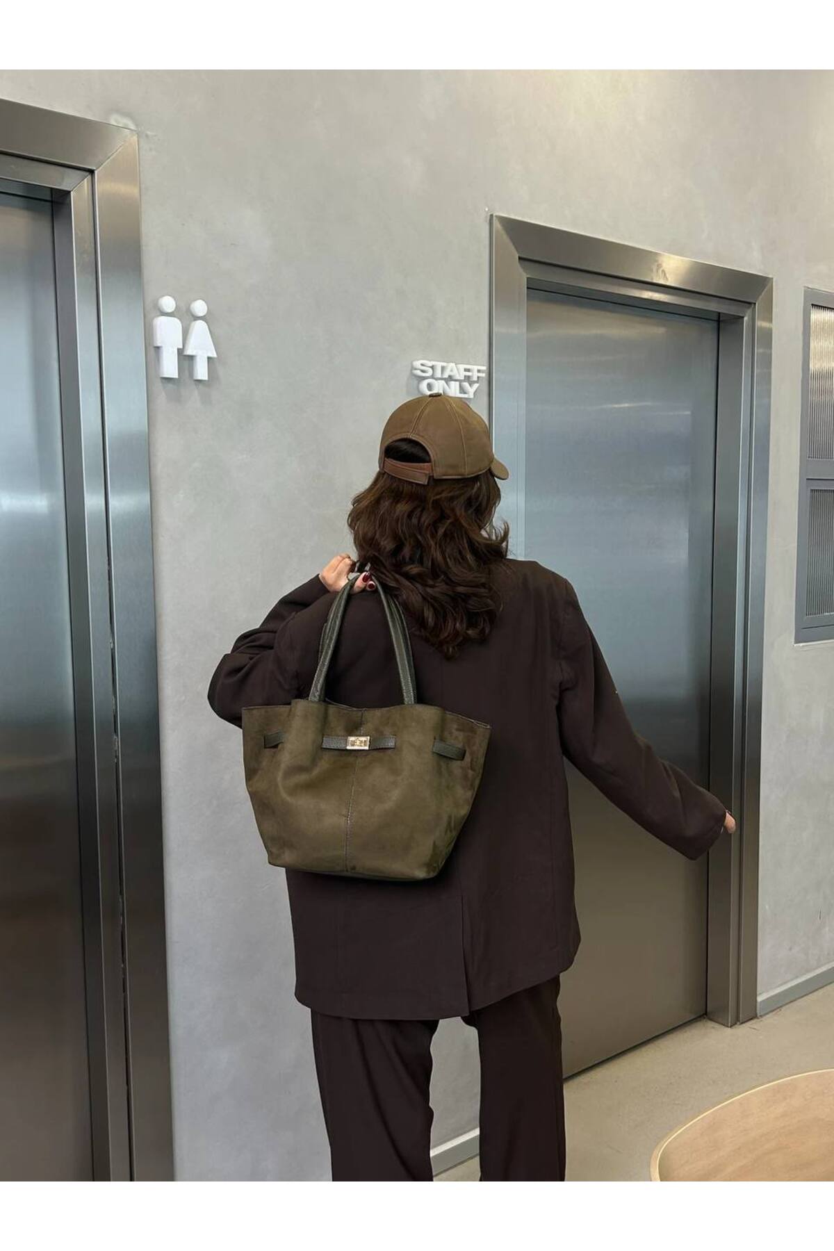 Haki Arya Kadın Süet Önü Kilitli El Omuz ve Çapraz Çanta görünüm 4