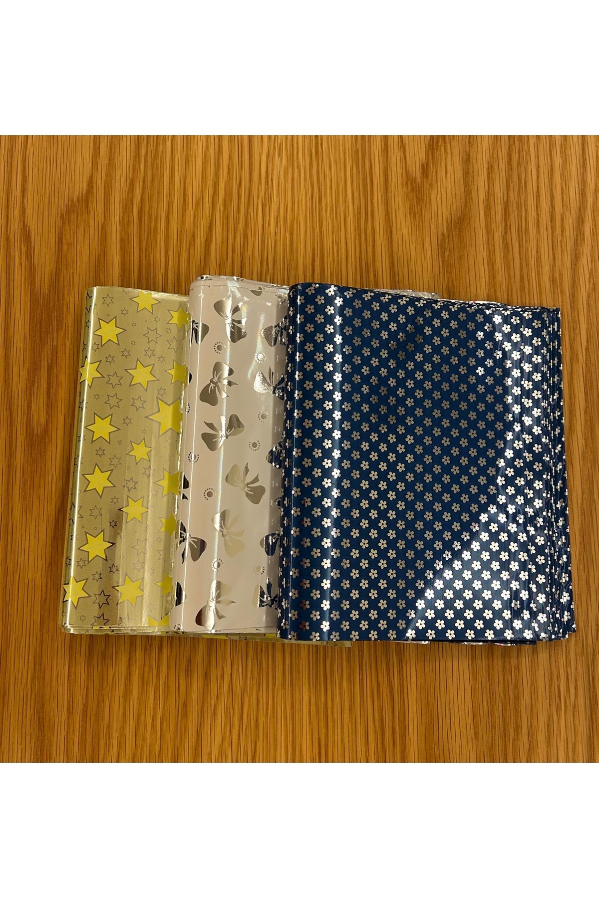 Poros Store Kendinden Bantlı Yapışkanlı Metalize Hediye Paketi Poşeti 17x25 1 Adet