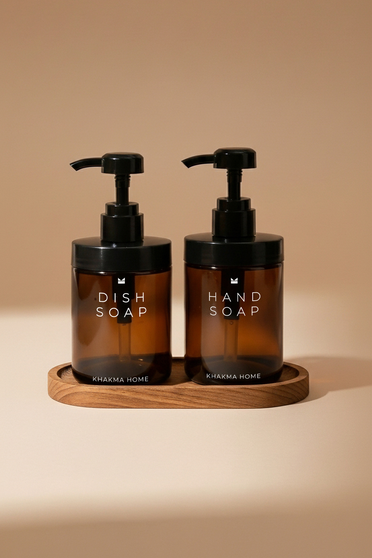 KHAKMA Ahşap Standlı 2'li Amber Cam Sabunluk Seti – El ve Bulaşık Sabunu Seti (Pompalı) - 250 ml