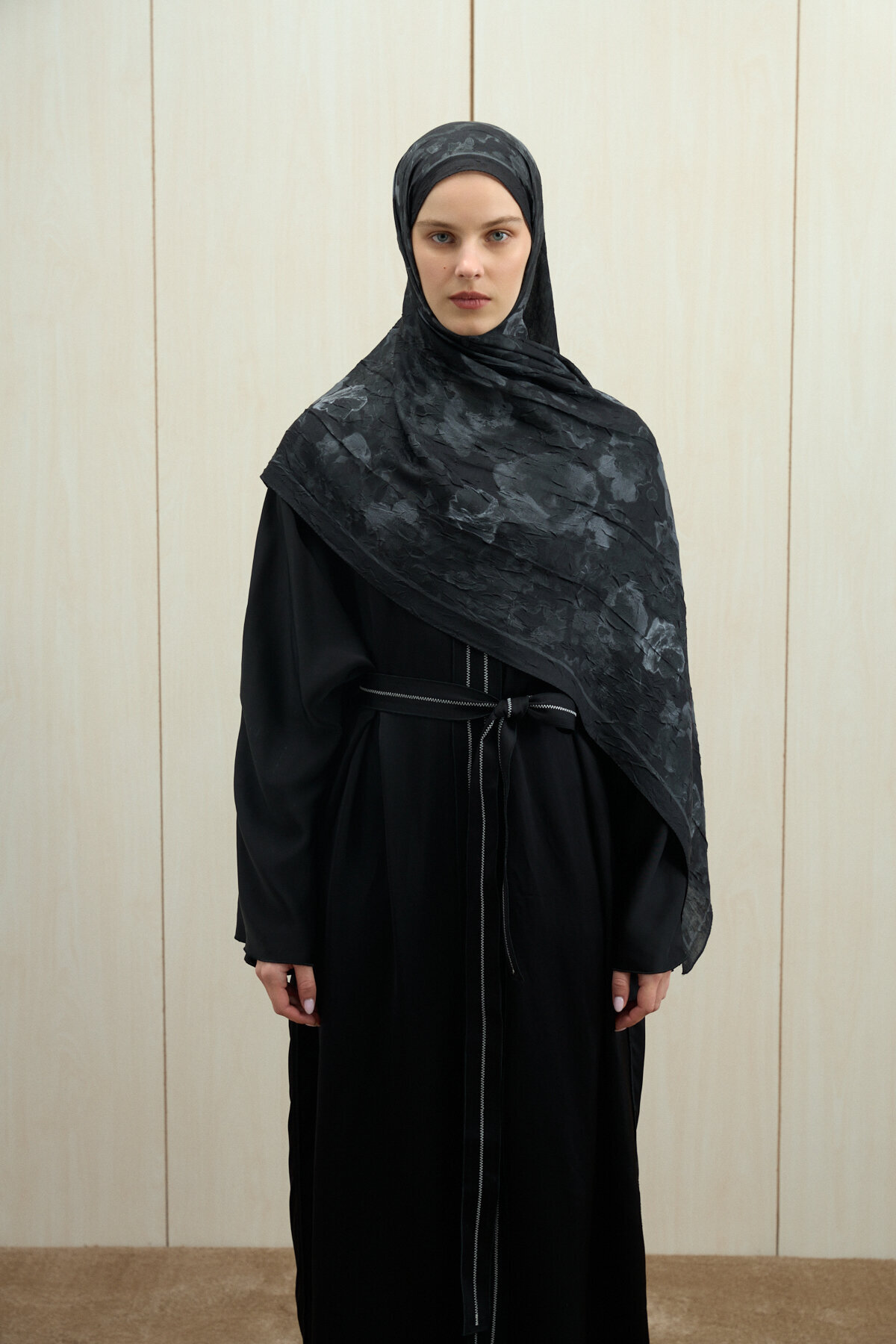 cs camellia scarf Pretty Kraş Şal - Siyah görsel 4