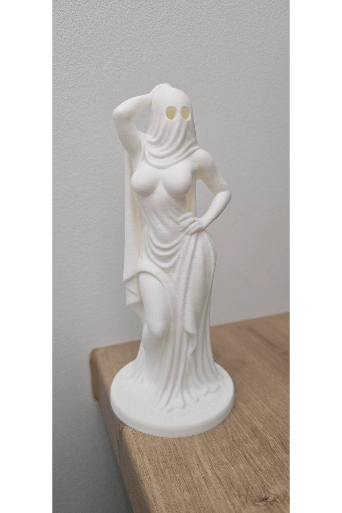 Cadılar Bayramı Sexy Hayalet Kız Heykeli - Özel Tasarım Dekoratif Model - 3D Baskı 15 cm