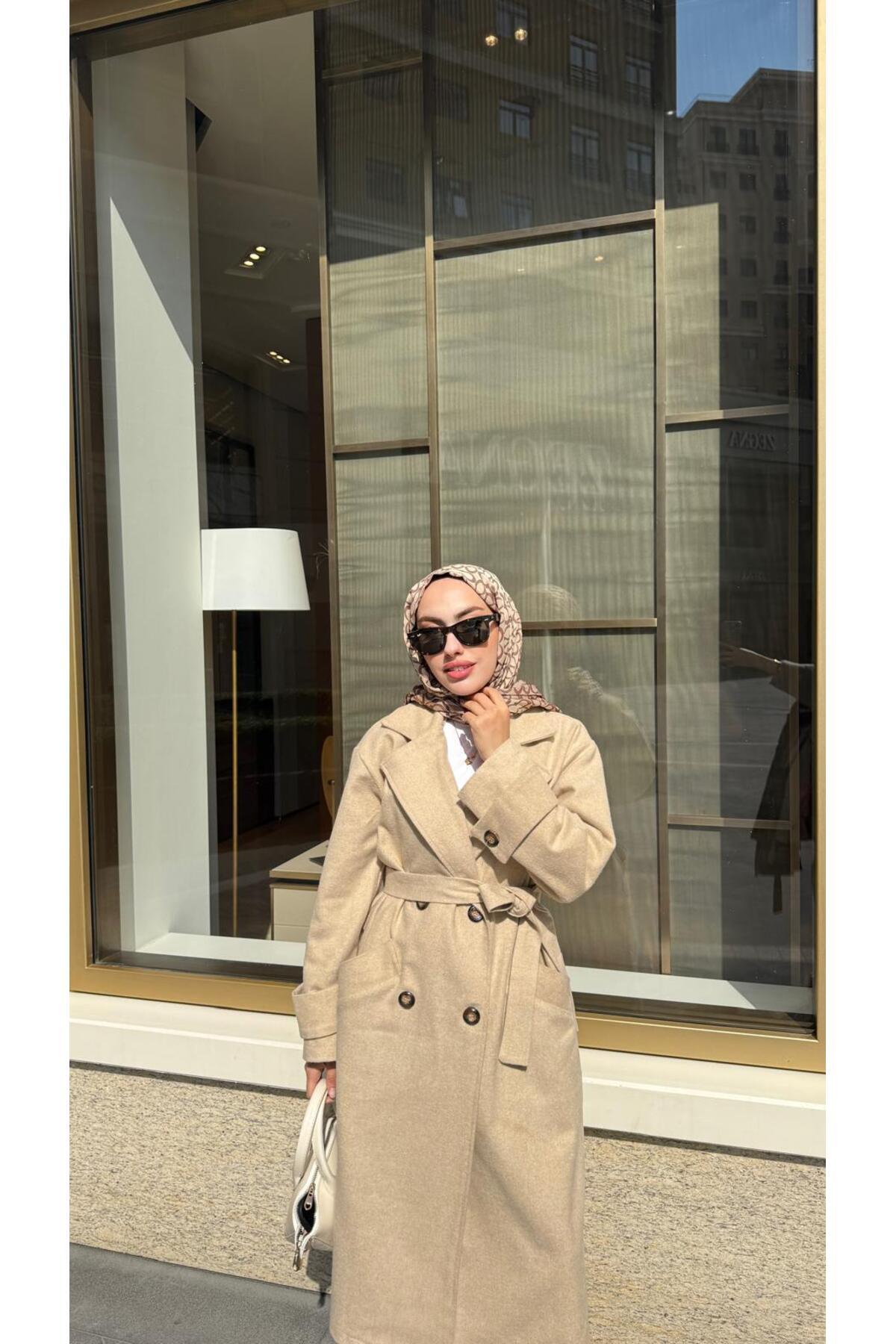 BRN IŞIK TESETTÜR  Kadın Düğmeli Kaşe Kaban - Görsel 5