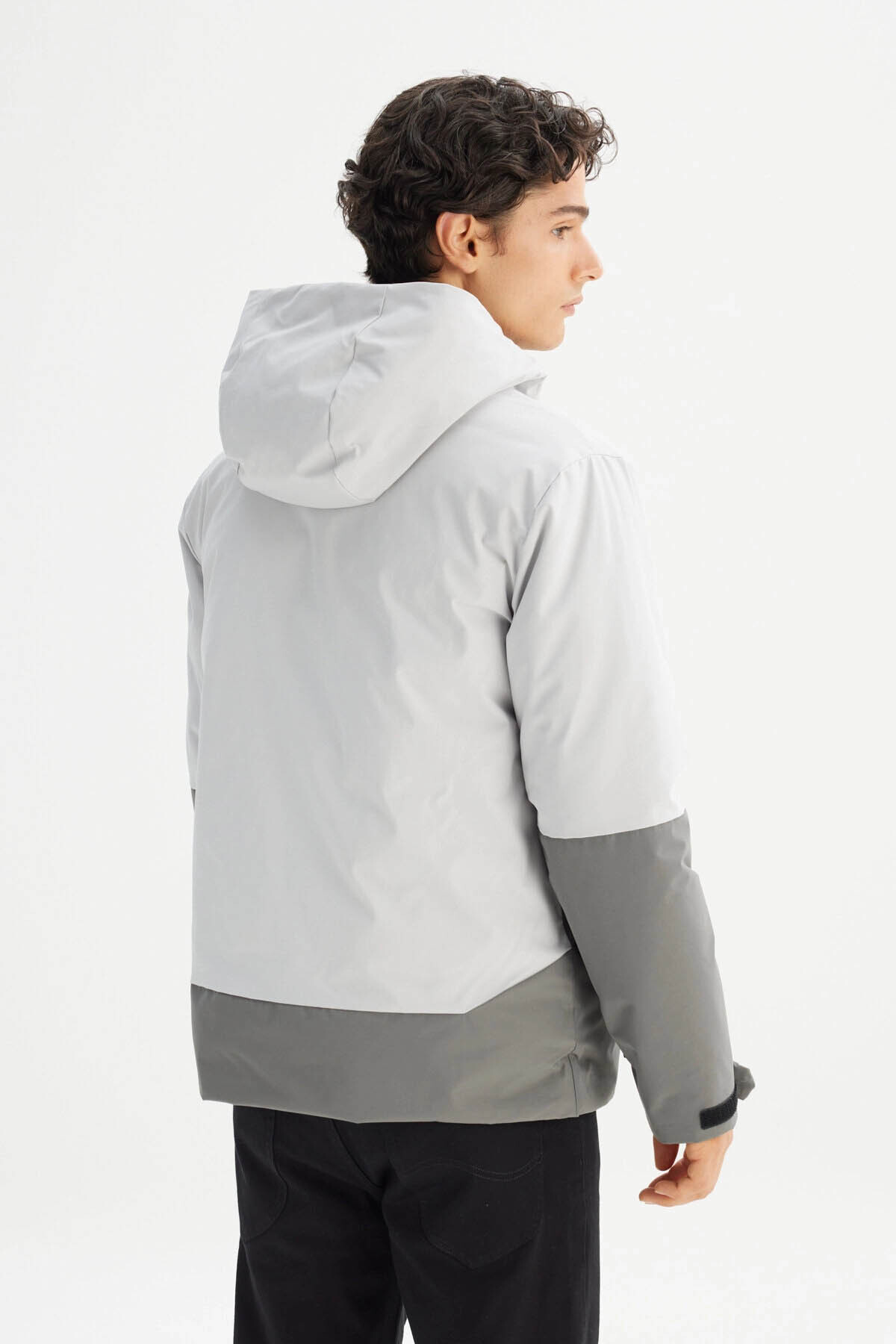 Relaxed Fit Antrasit Erkek Mont L2520257003 — خاکستری EMC8GY115309 — تصویر 5 از 5