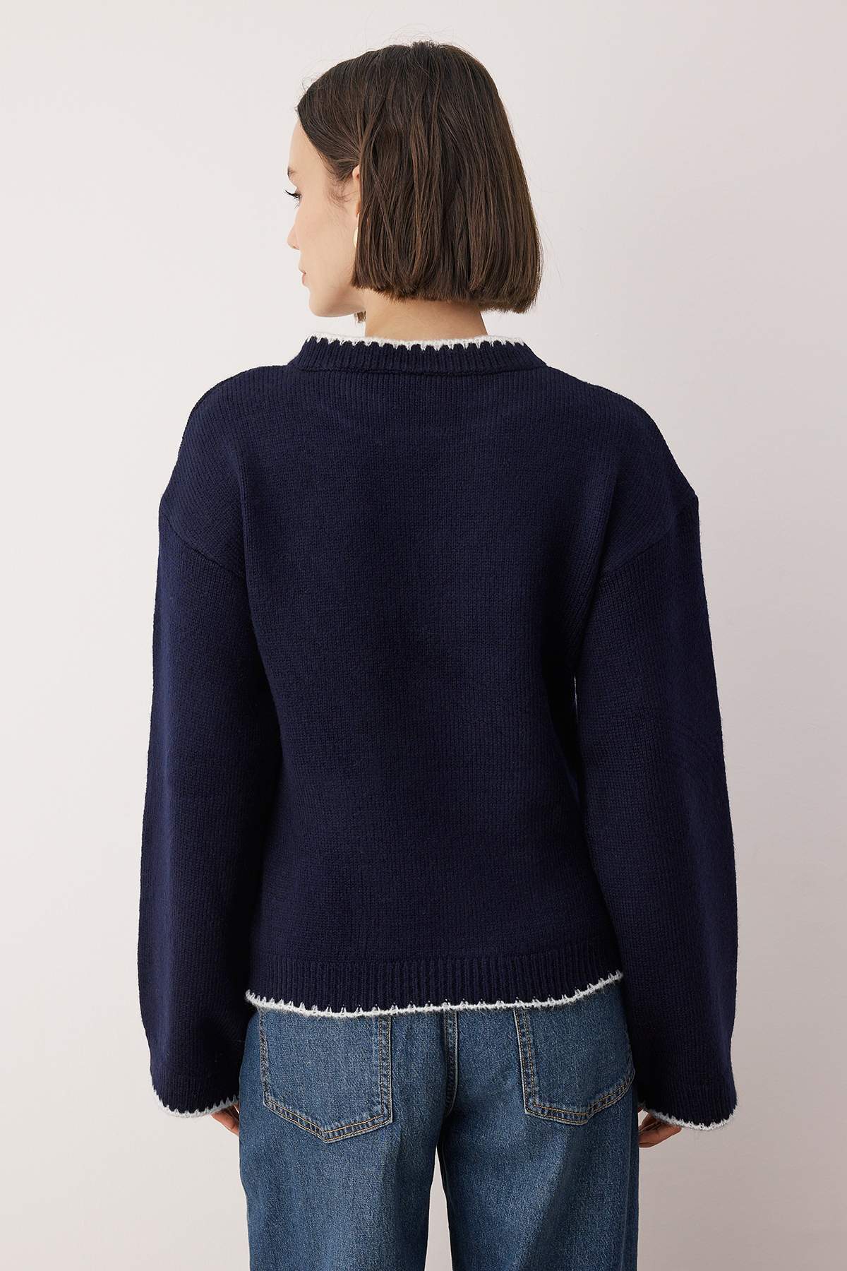 Trendyolmilla  Lacivert Yumuşak Dokulu Desenli Triko Kazak TWOAW26KZ00150 - Görsel 4