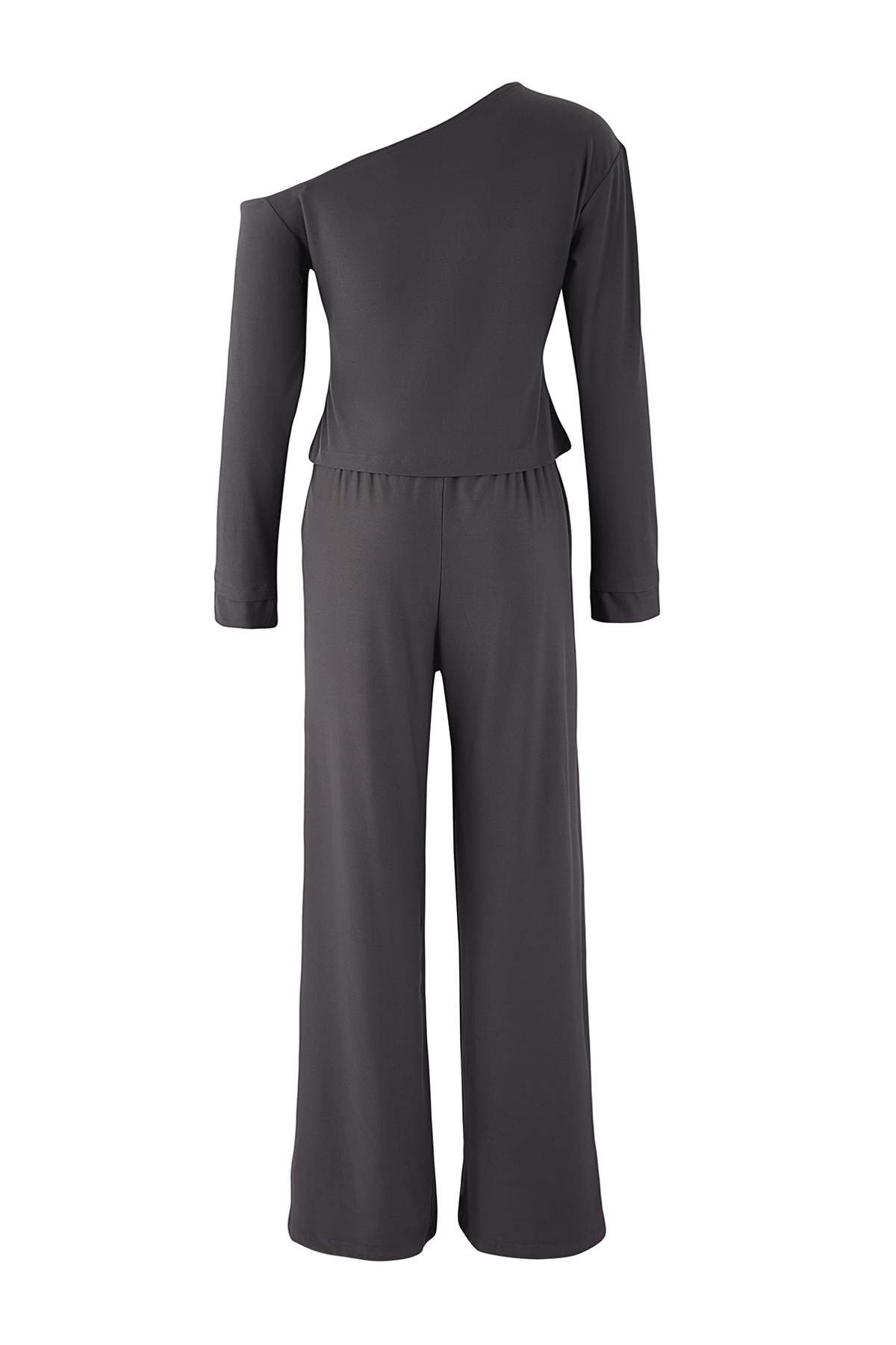 Trendyolmilla  Antrasit Düşük Kol Detaylı Yumuşak Tuşeli Esnek Örme Alt - Üst Takım TWOAW26AU00089 - Görsel 7