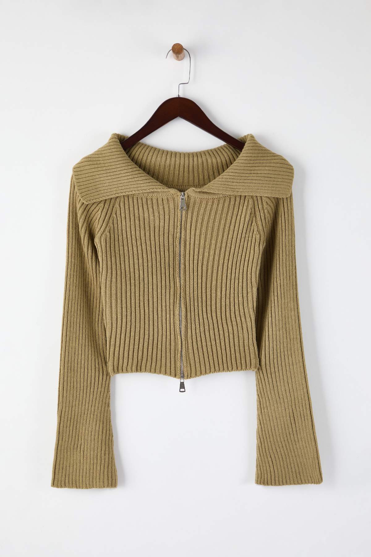 Trendyolmilla  Açık Haki Devrik Yaka Çift Fermuarlı Triko Hırka TWOAW26HI00282 - Görsel 5