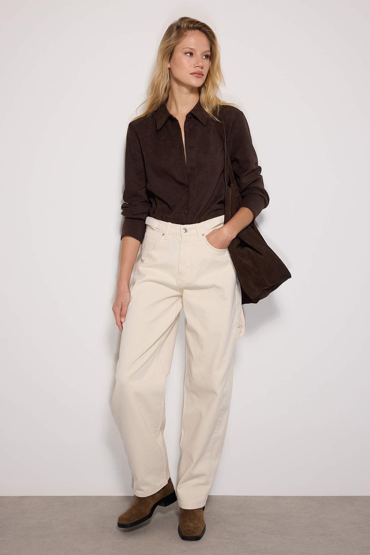 Trendyolmilla  Ekru Bol Kesim Yüksek Bel Carpenter Loose Baggy %100 Pamuk Non-Stretch Jeans TWOAW24JE00308 - Görsel 12