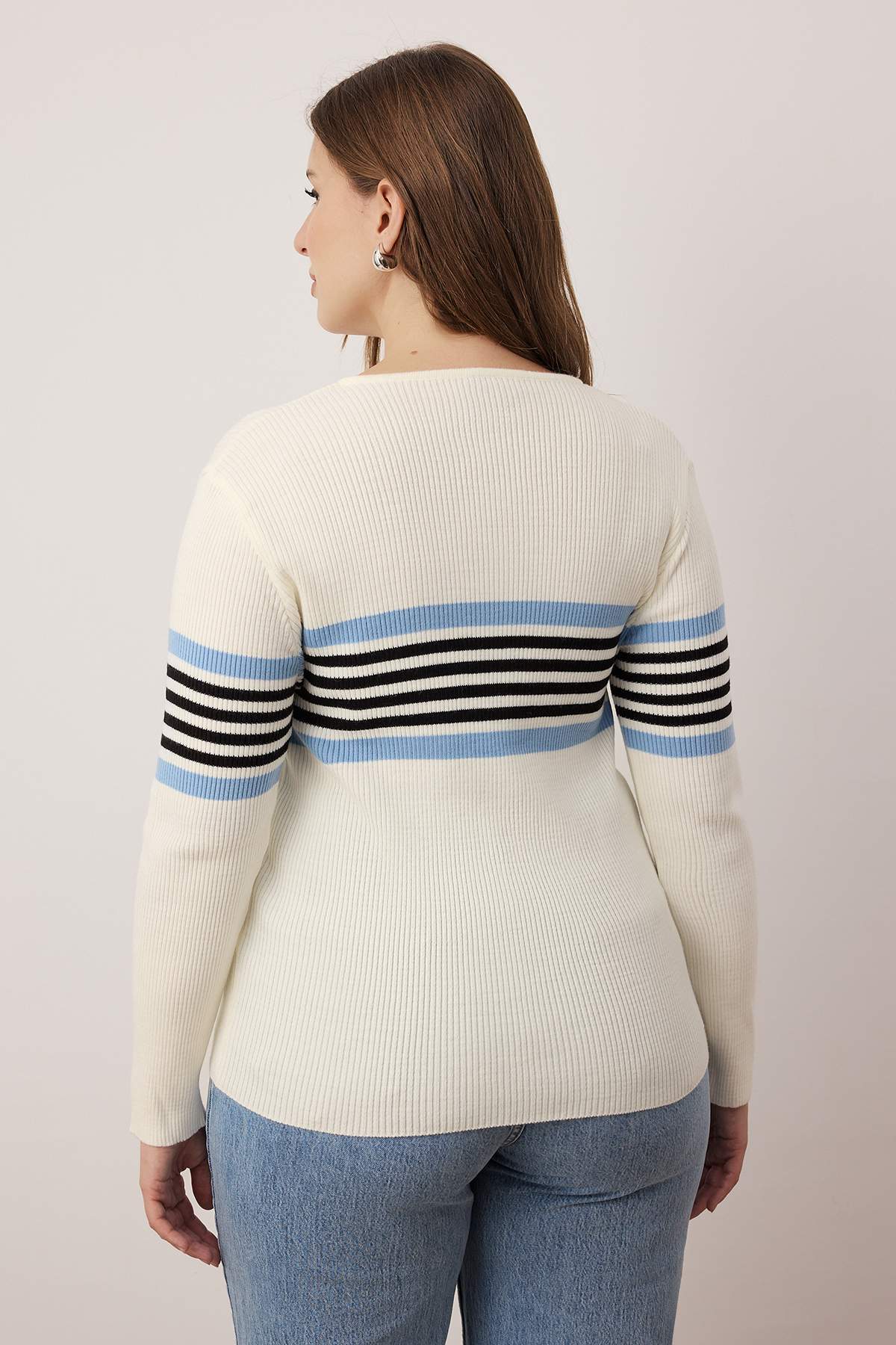 Trendyolmilla  Lacivert-Ekru Fitilli Bisiklet & Polo Yaka 2'li Paket Triko Hırka TBBAW26AV00034 - Görsel 7