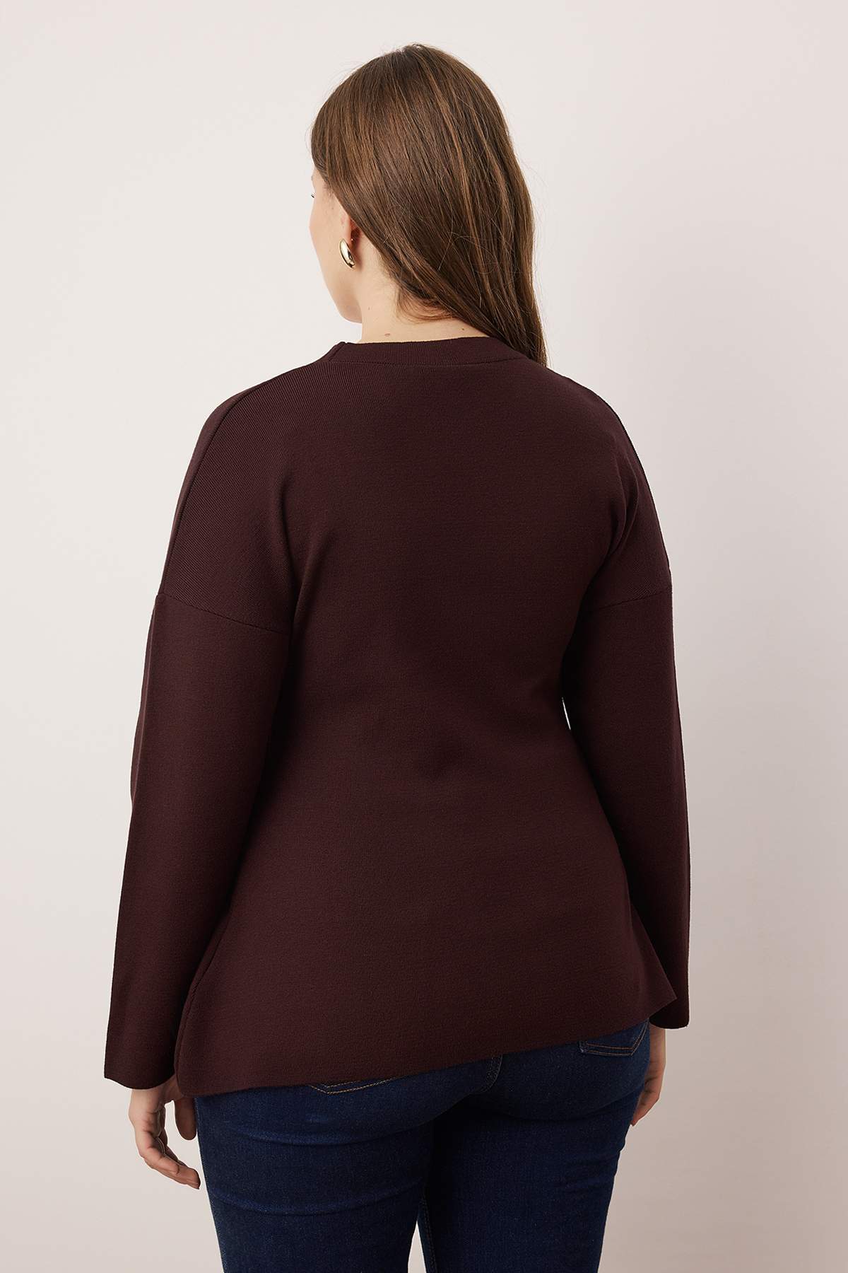 Trendyolmilla  Kahverengi V Yaka Merserize Görünümlü Premium İplik/Özel İplik Triko Hırka TBBAW26AV00036 - Görsel 4