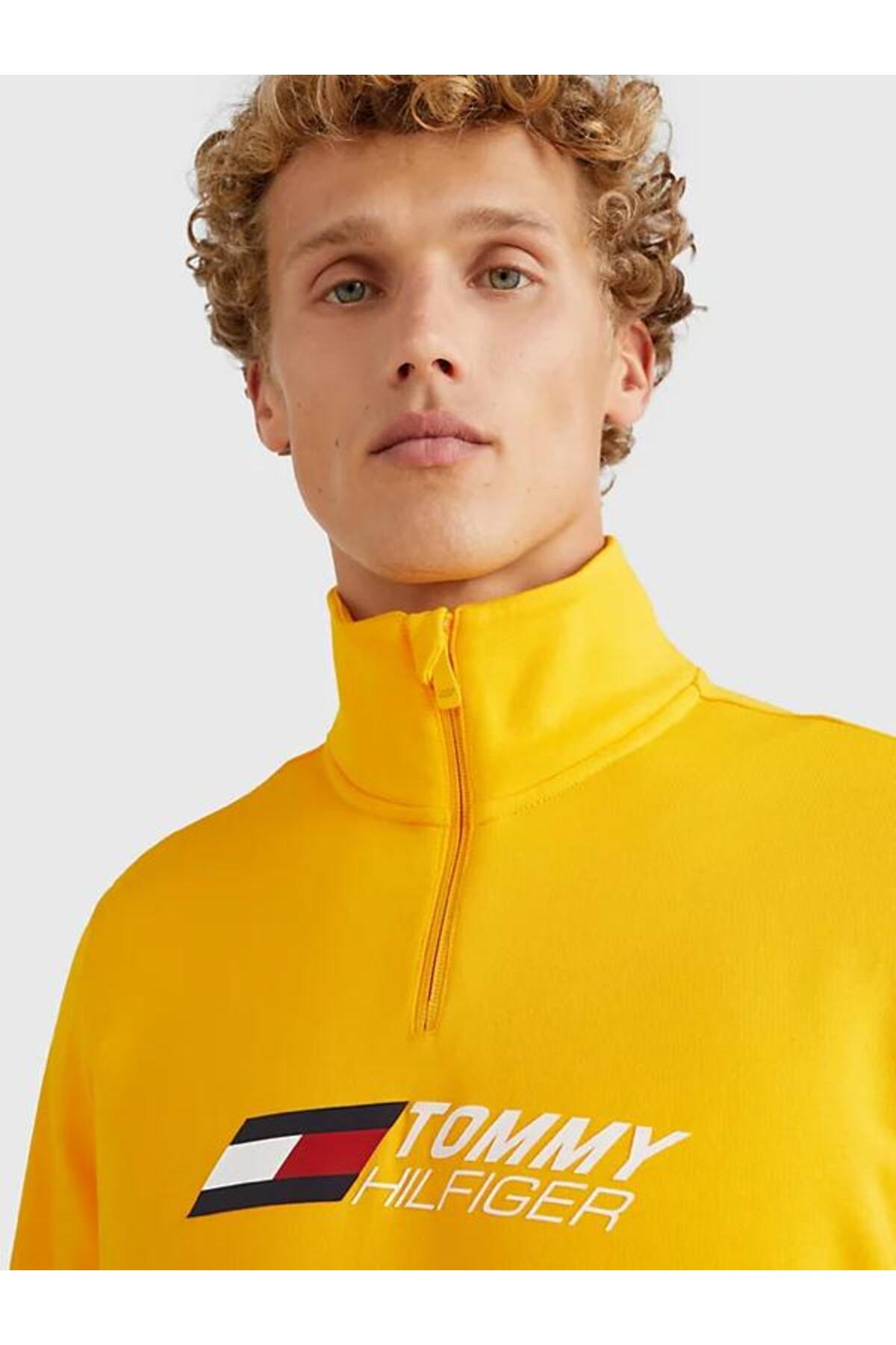 تامی هیلفیگر سویشرت زیپ‌دار 1/4 اسنشالز مدل REGULAT FIT