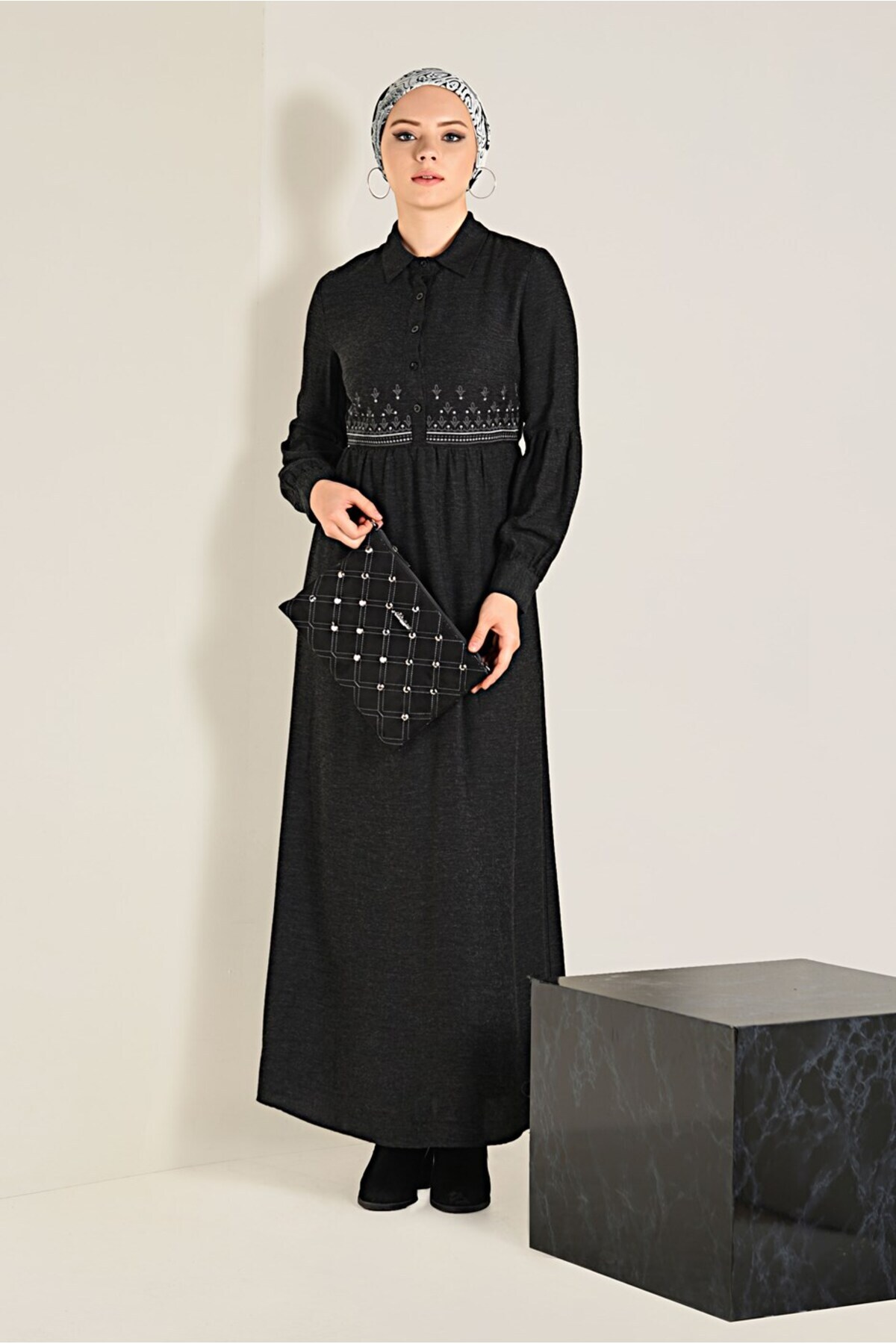 آلوینا لباس دکمهدار ۴۷۴۵ آلوینا لباس دکمهدار ۴۷۴۵