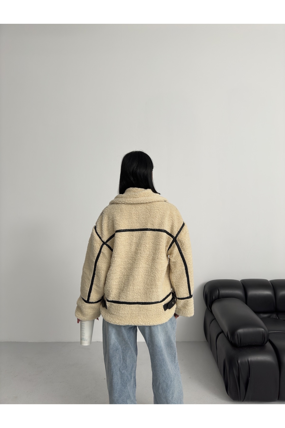 ALFUDO Moda Collection  SUNİ KÜRKLÜ ÜNLÜ MARKANIN MODELİNDE BİKER PELUŞ KREM MONT - Görsel 3