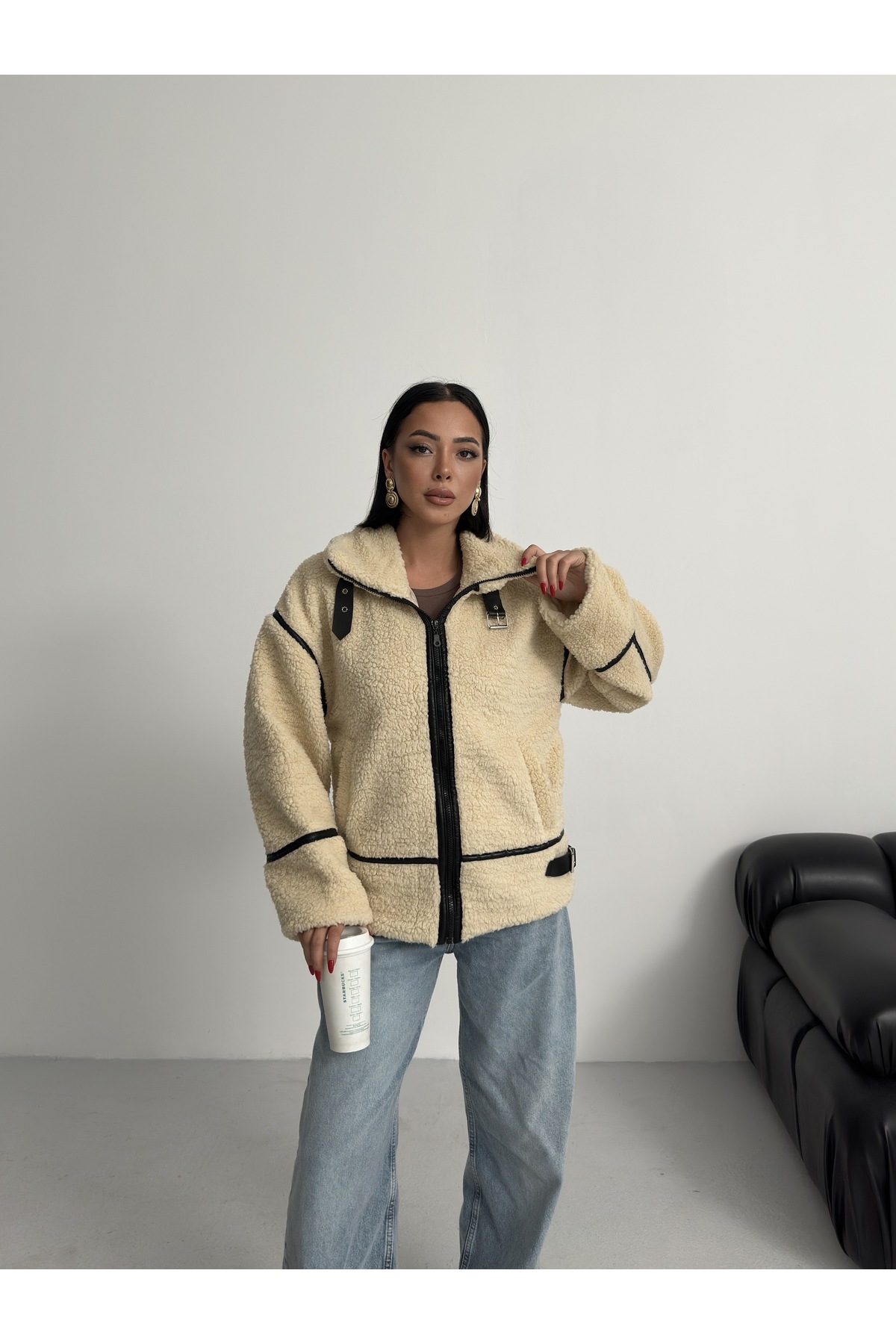 ALFUDO Moda Collection  SUNİ KÜRKLÜ ÜNLÜ MARKANIN MODELİNDE BİKER PELUŞ KREM MONT - Görsel 7