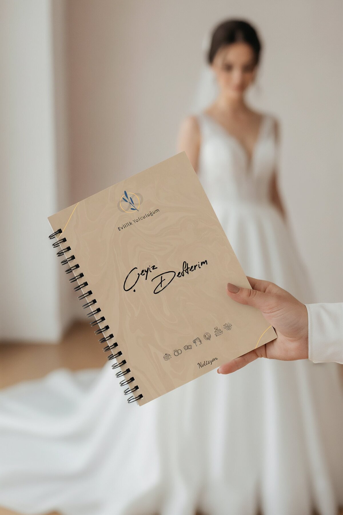 Evlilik Yolculuğum Çeyiz Defteri, Düğün Planlayıcı, Çeyiz Listesi, Çeyiz, Söz, Nişan, Kına, Balayı, Spiralli, 44 Sayfa.
