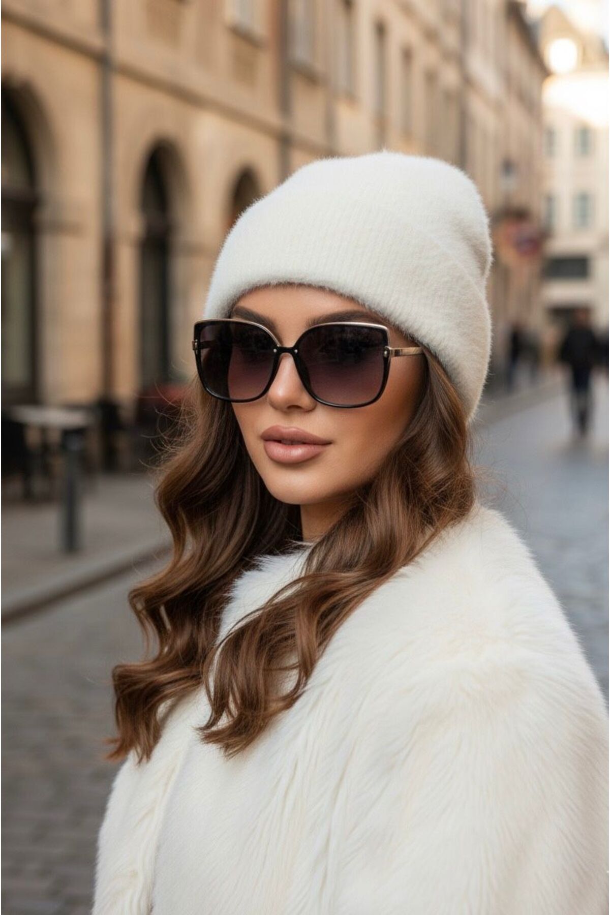 Goldmine Kadın Yumoş Tüylü Bere Ekru